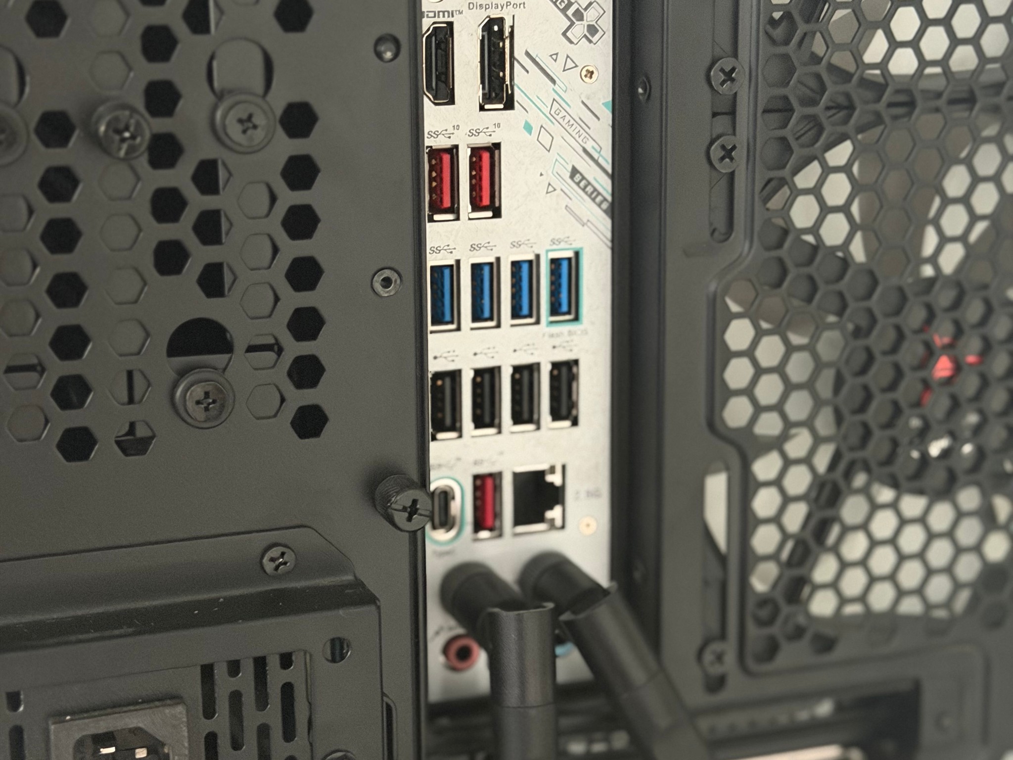 Gaming PC | Nvidia RTX 4080 Super | RYZEN 9 9900x | 64GB DDR5 | 2TB SSD | WIFI & BT | WINDOWS 11