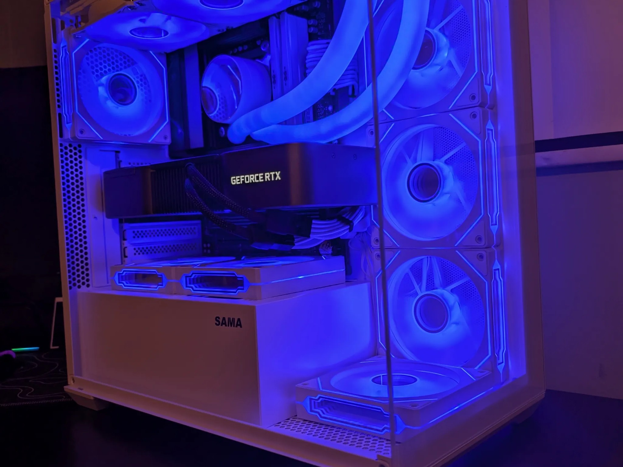 RTX 3090 | Ryzen 5 9600x | 32 GB DDR5 6000 | 1 TB NVME