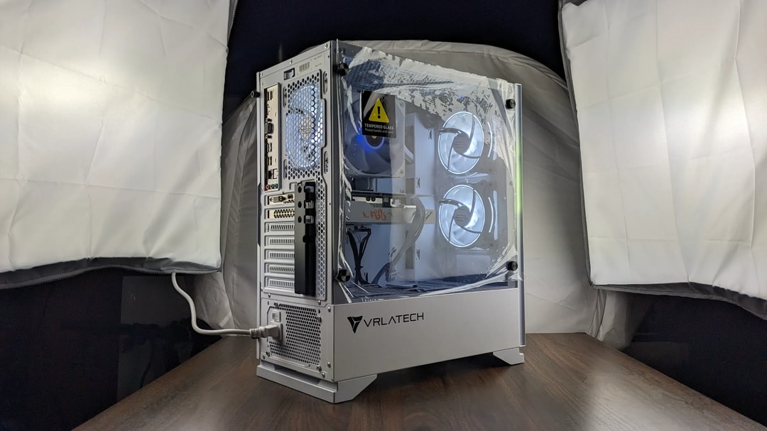 RTX 2060 Super, Ryzen 5 5600X, 2x8GB 3000mz 512GB NVMe All White