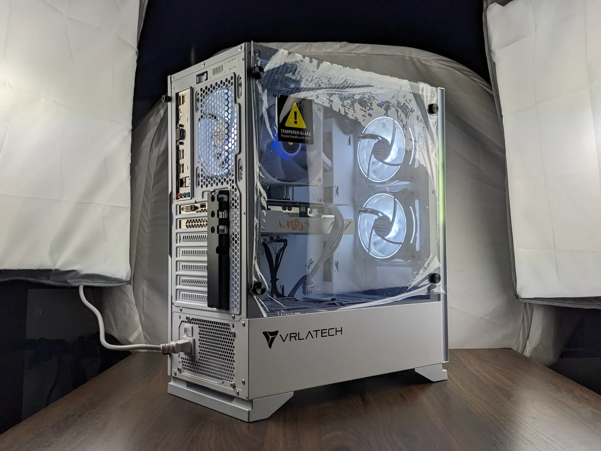 RTX 2060 Super, Ryzen 5 5600X, 2x8GB 3000mz 512GB NVMe All White Out