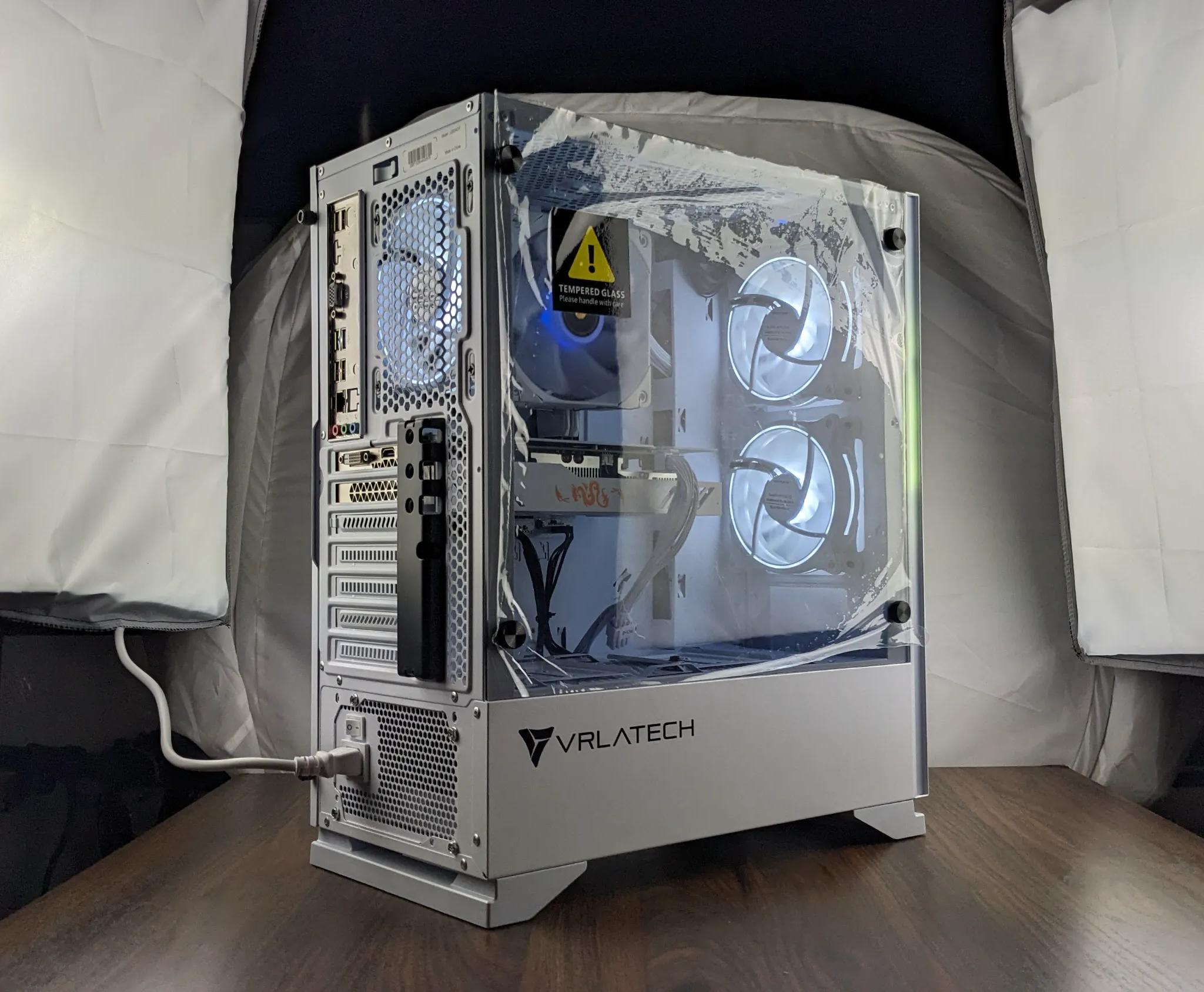 RTX 2060 Super, Ryzen 5 5600X, 2x8GB 3000mz 512GB NVMe All White Out