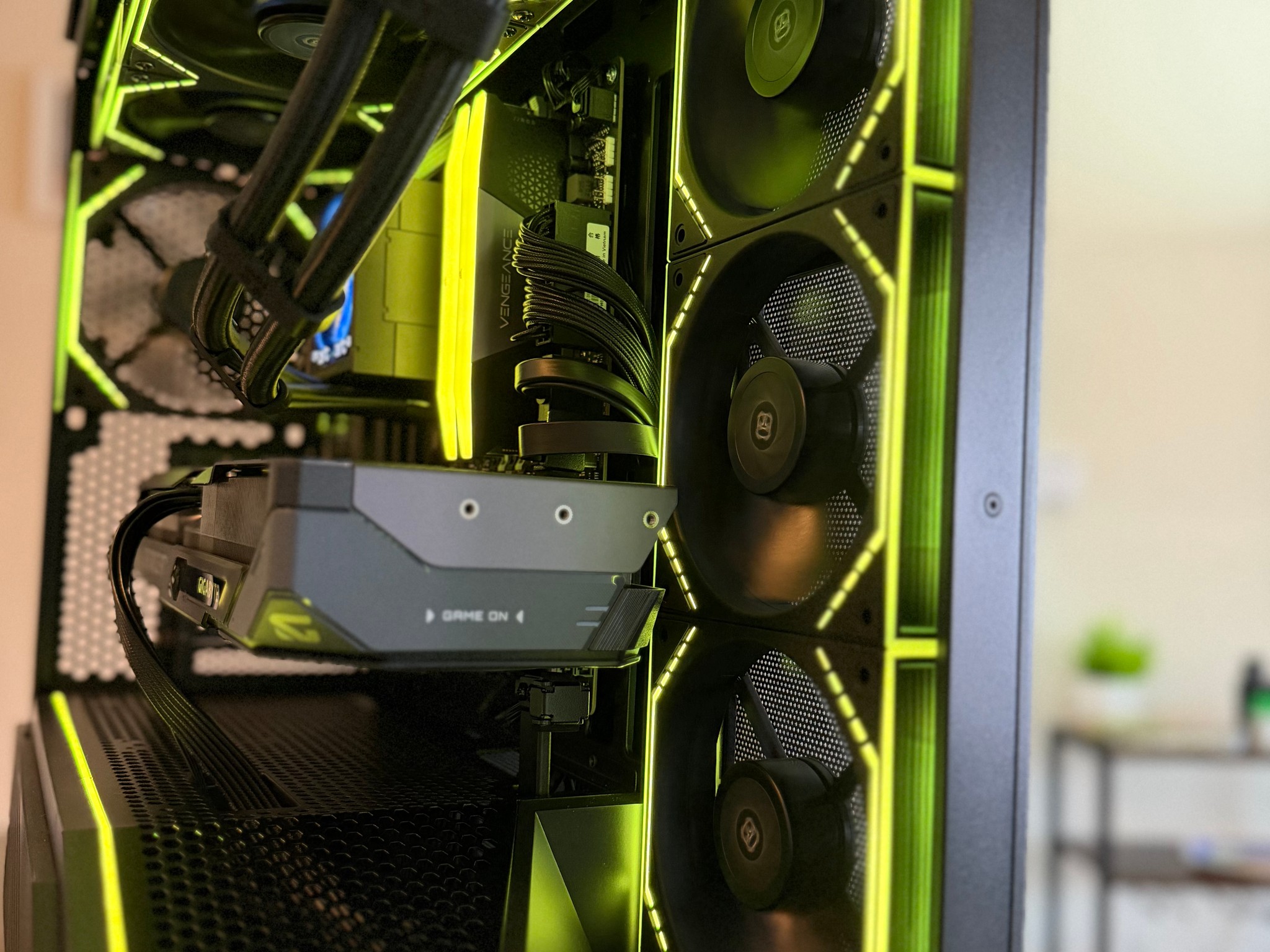 RTX 5070 | Ryzen 7 7800X3D | 32GB DDR5 | 1TB NVMe | 850w - Gaming PC