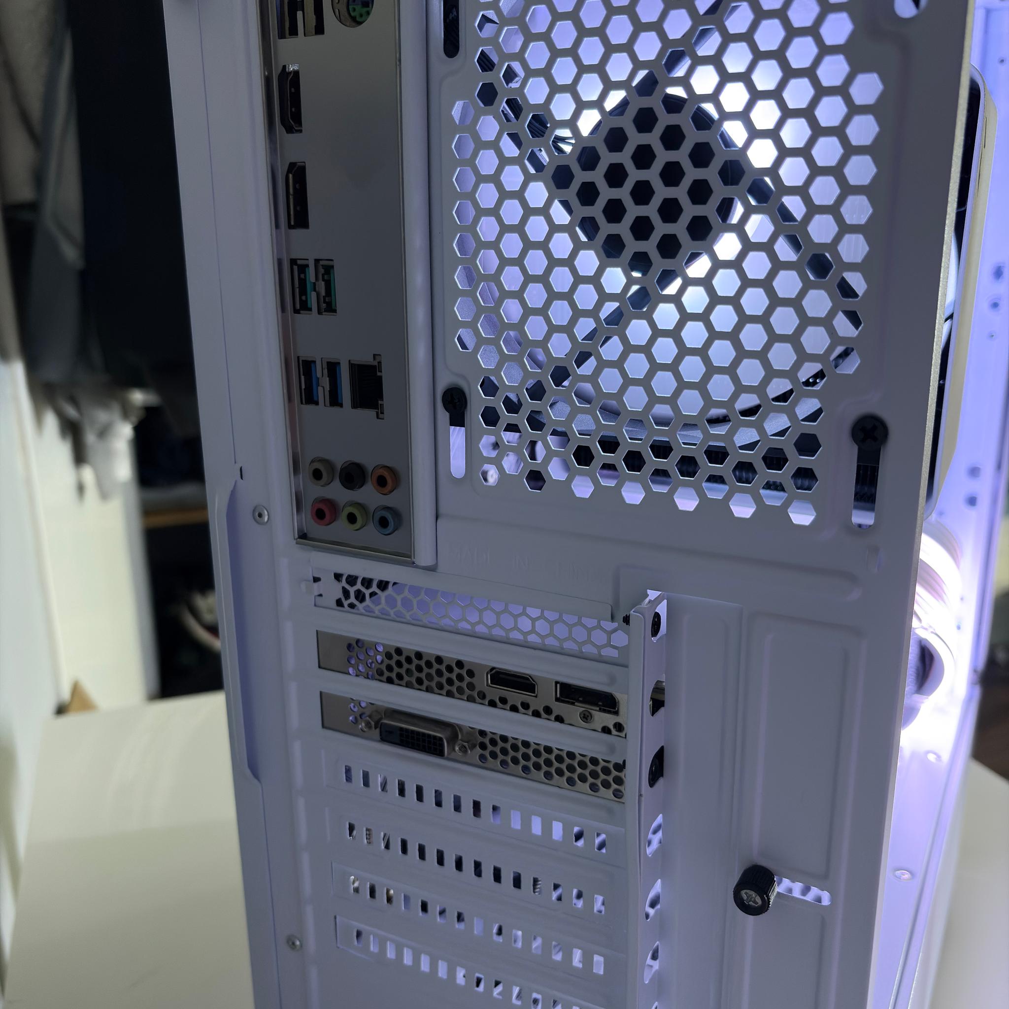 White Gaming PC | i7 + RTX 2060 Super | 16GB 3200MHz | Ready to Play