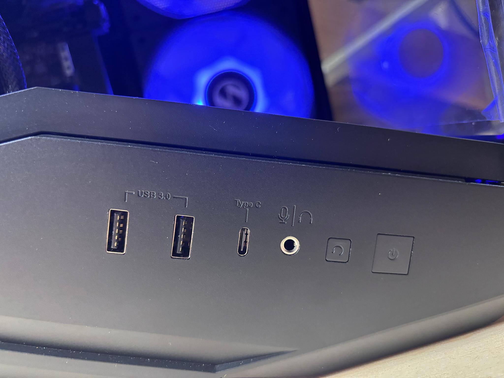 GeForce RTX 2080 Ti, Core i7, 2.5tb storage, 16gb ram