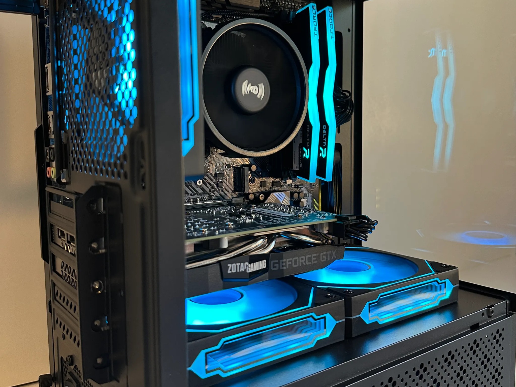 🎮 Entry-Level Gaming Rig | GTX 1660 Ti | Ryzen 5 3500x | 16GB RAM | 500GB SSD | Wi-Fi |...