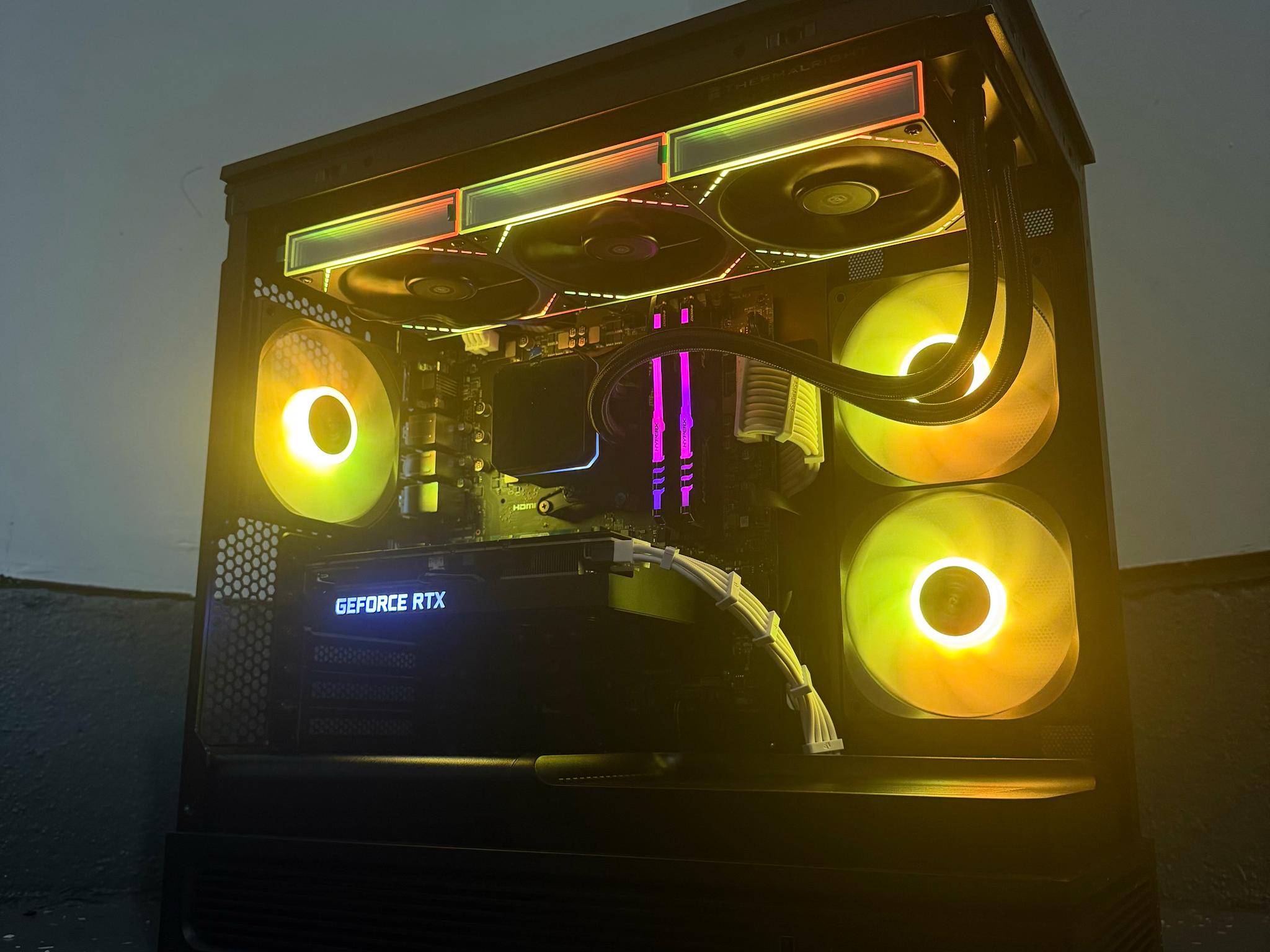 🟣"Voiolet Eclipse"⚫️| 1440p Gaming | RTX 3060 Ti | Ryzen 7 5700G | 16GB Ram | 1TB SSD