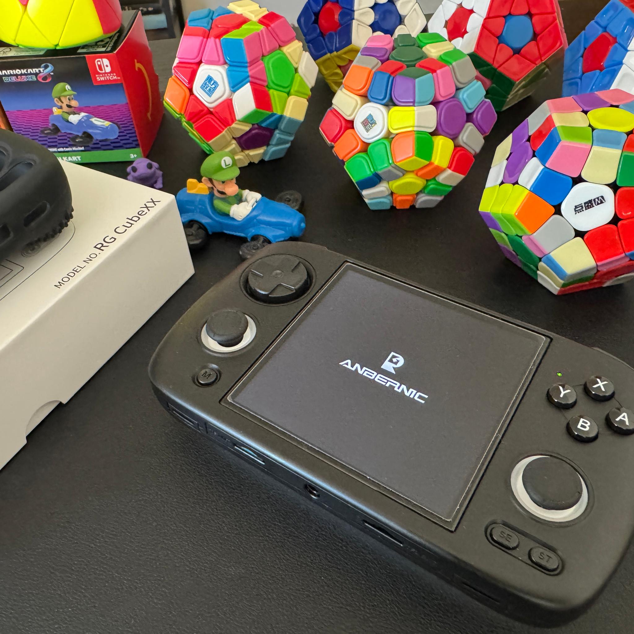 Anbernic RG cube XX