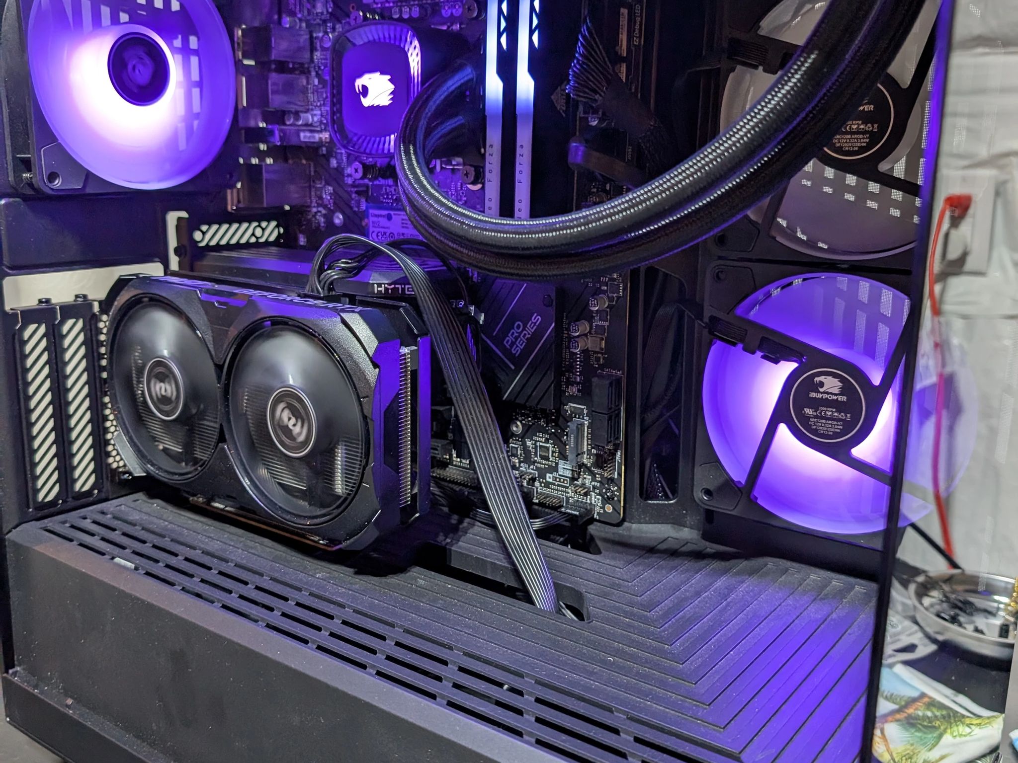 iBUYPOWER RGB PC- i7 13700K | RTX 4060ti 16GB | 32GB DDR5 | 2TB SSD | AIO + 6 Fans | HYTE Y40 Case