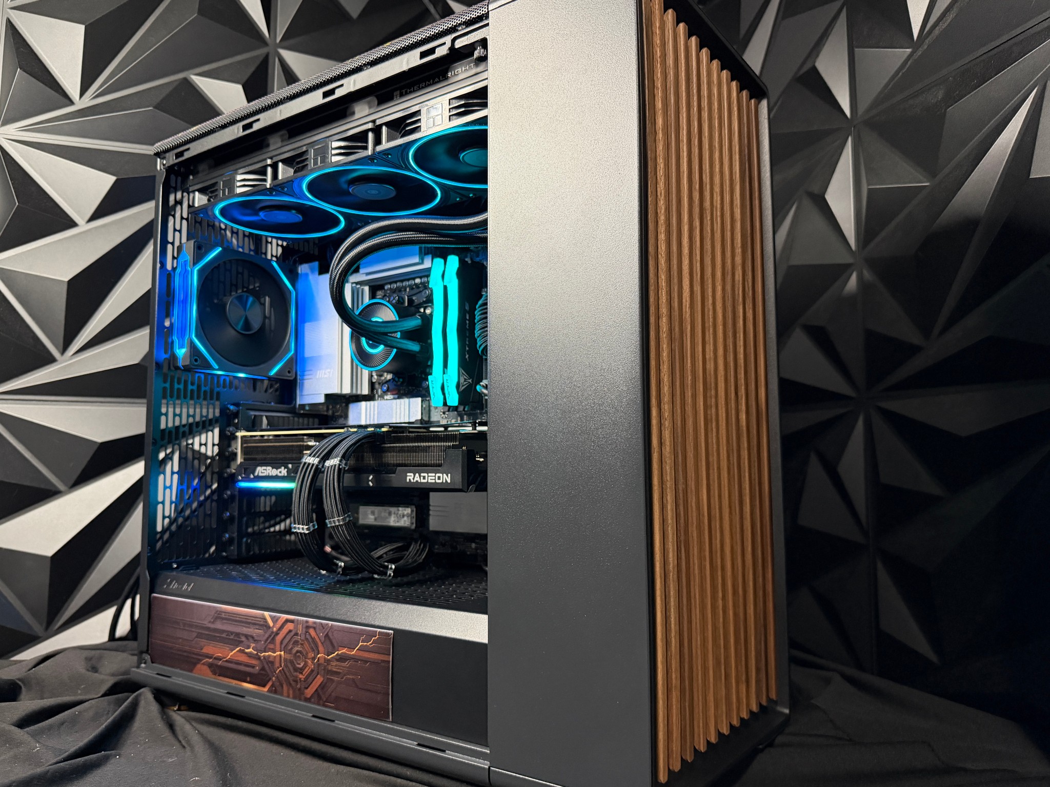 🪵⚙️ IRON WOOD ⚙️🪵 Ryzen 9 9900X| RX 9070XT| 32 GB DDR5 8000Mhz|4.5 TB NVMe| 850W Gold PSU