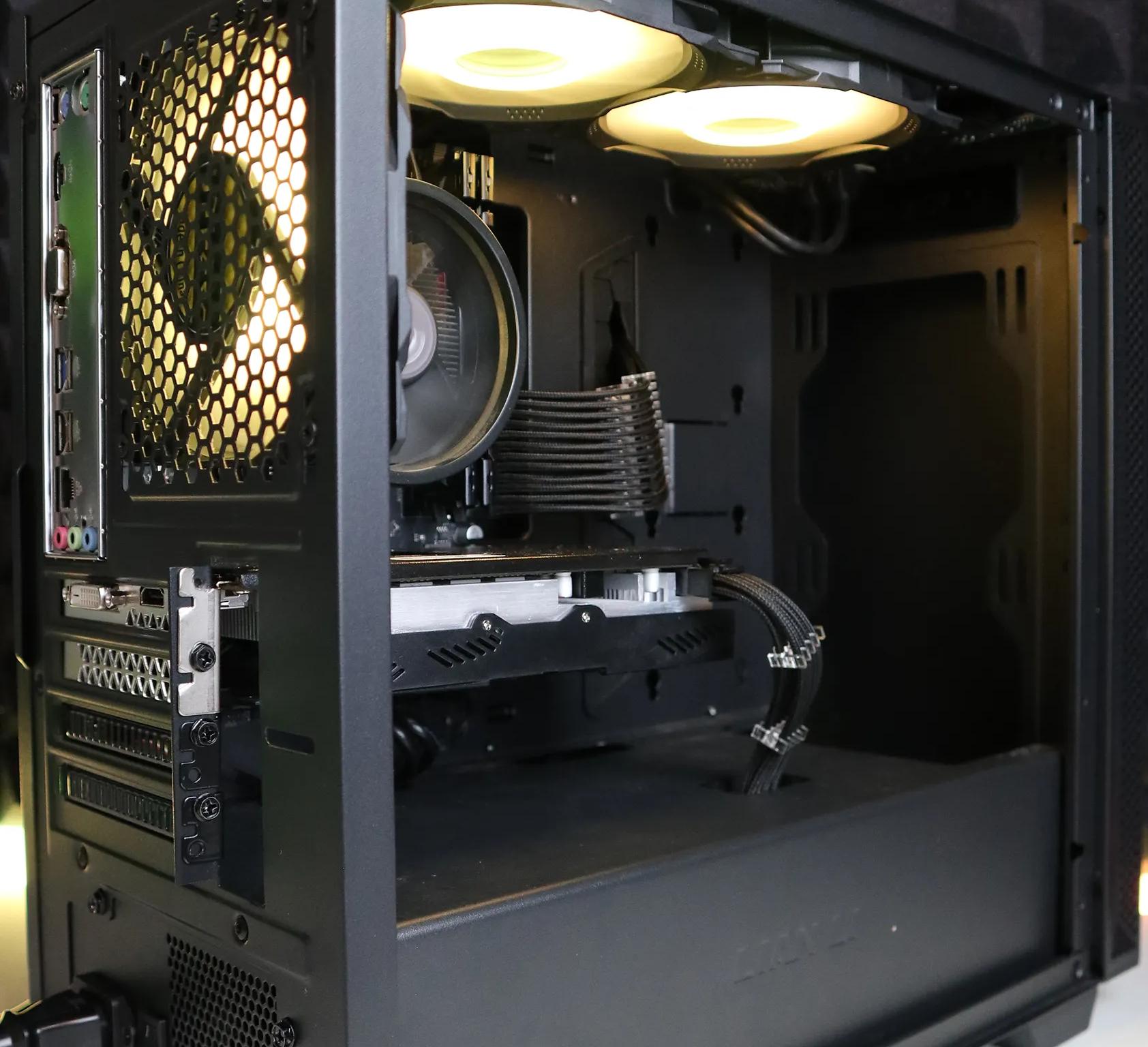 Bolt | Ryzen 3 1200/RX 560XT 8GB Gaming PC