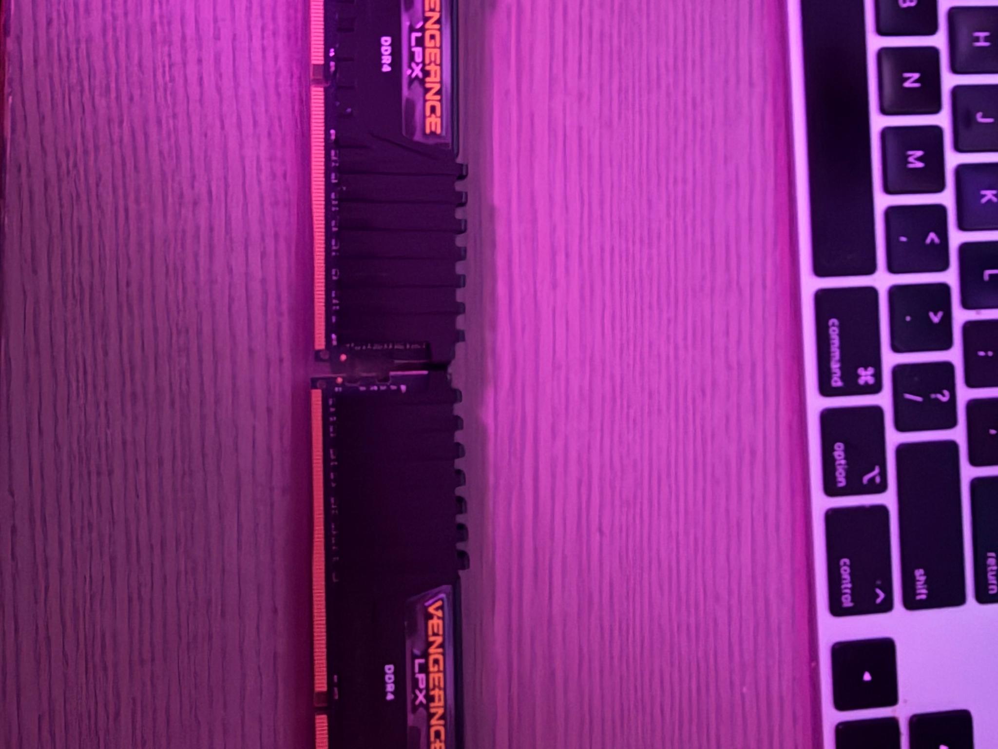 Corsair Vengeance LPX 32 GB (2x 16 GB)DDR4 3600 MHz