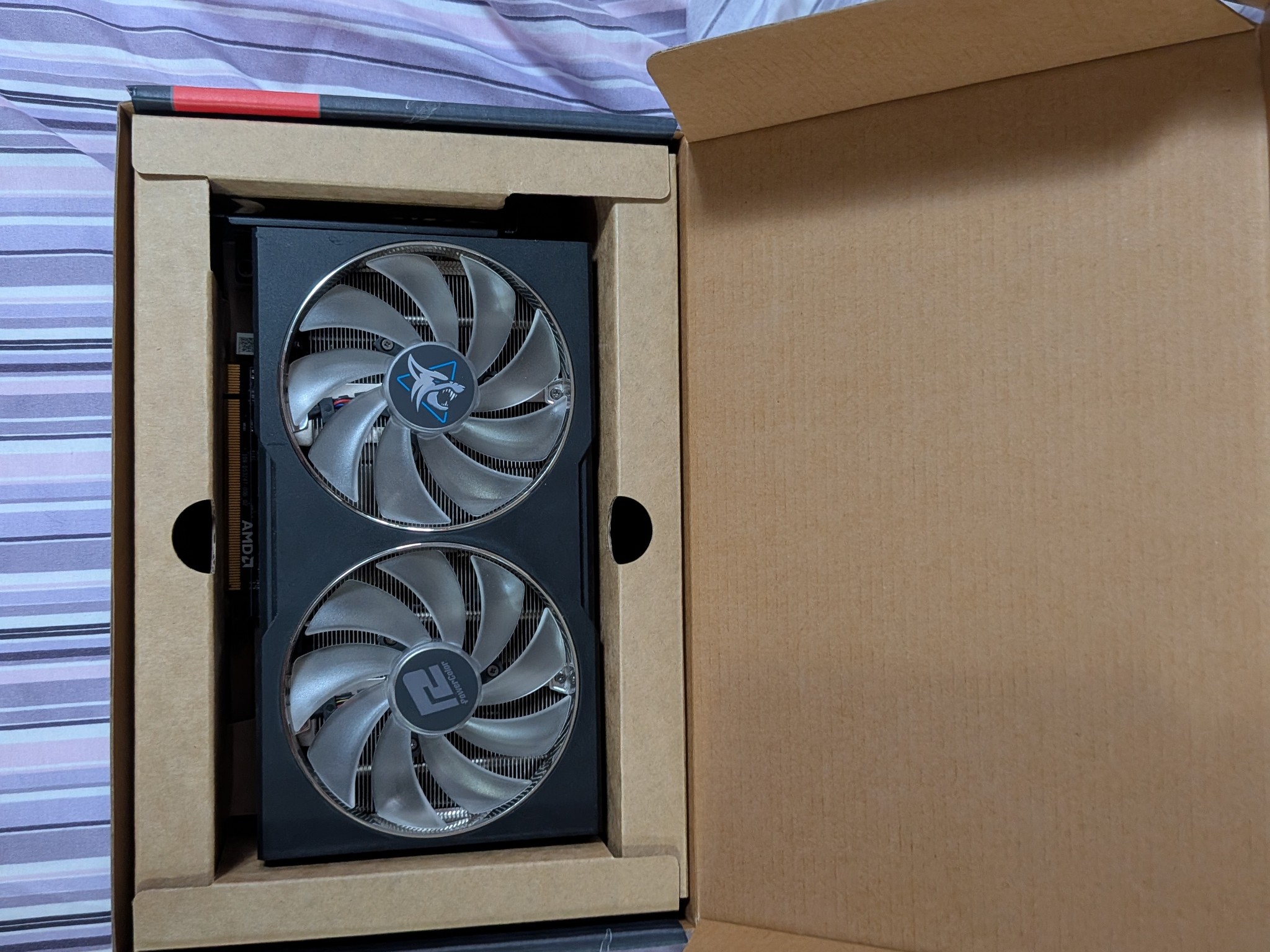 PowerColor Hellhound Radeon RX 6600 XT