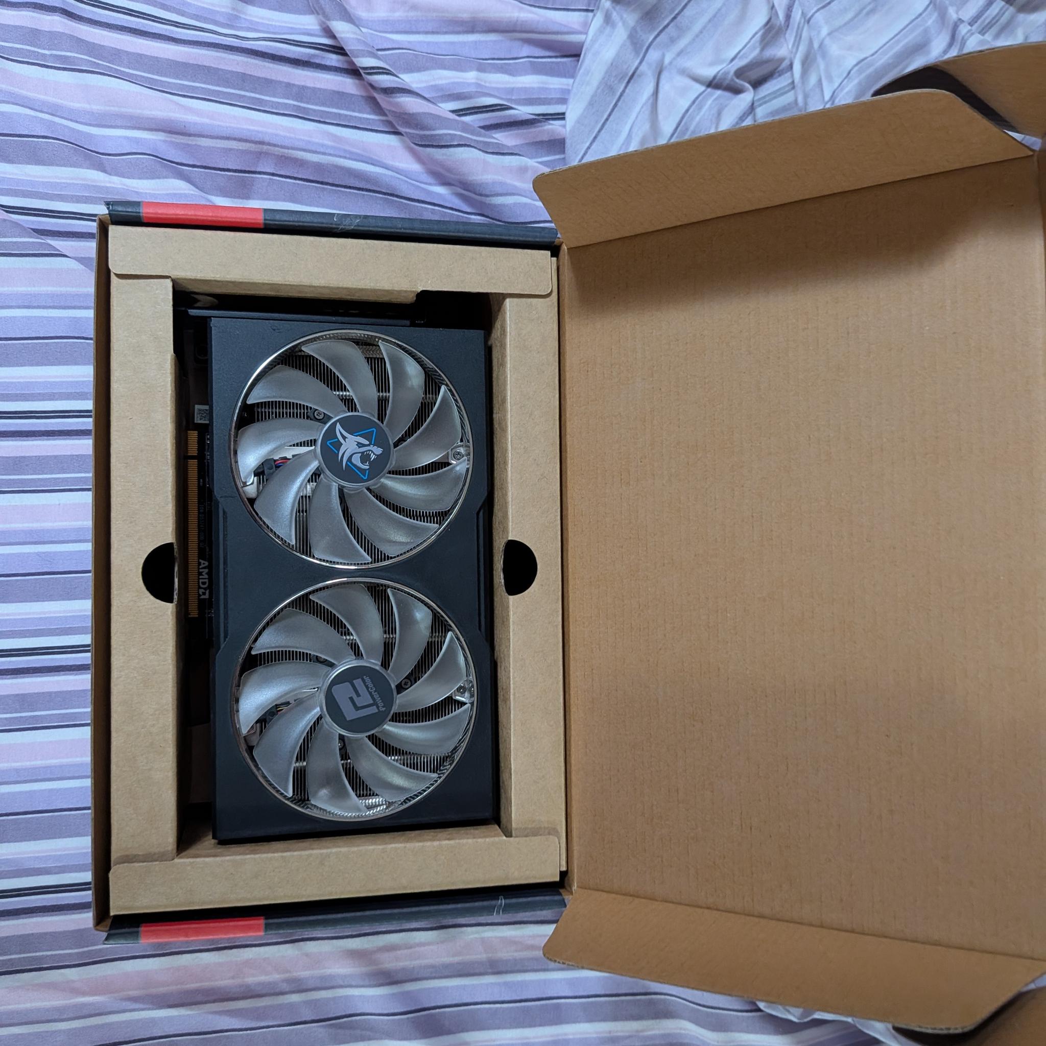 PowerColor Hellhound Radeon RX 6600 XT