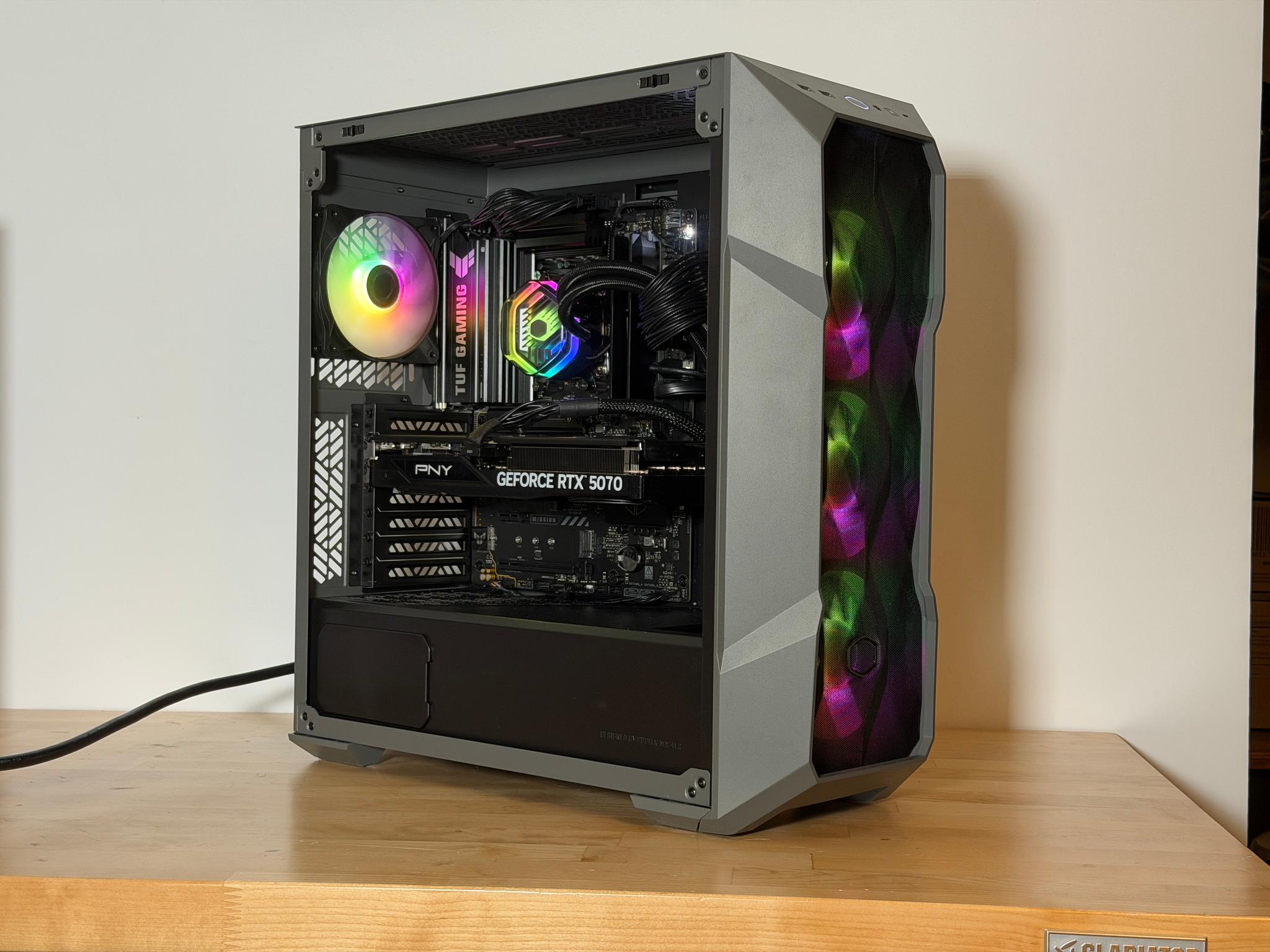 RTX 5070 Ryzen 7 9700x Gaming PC
