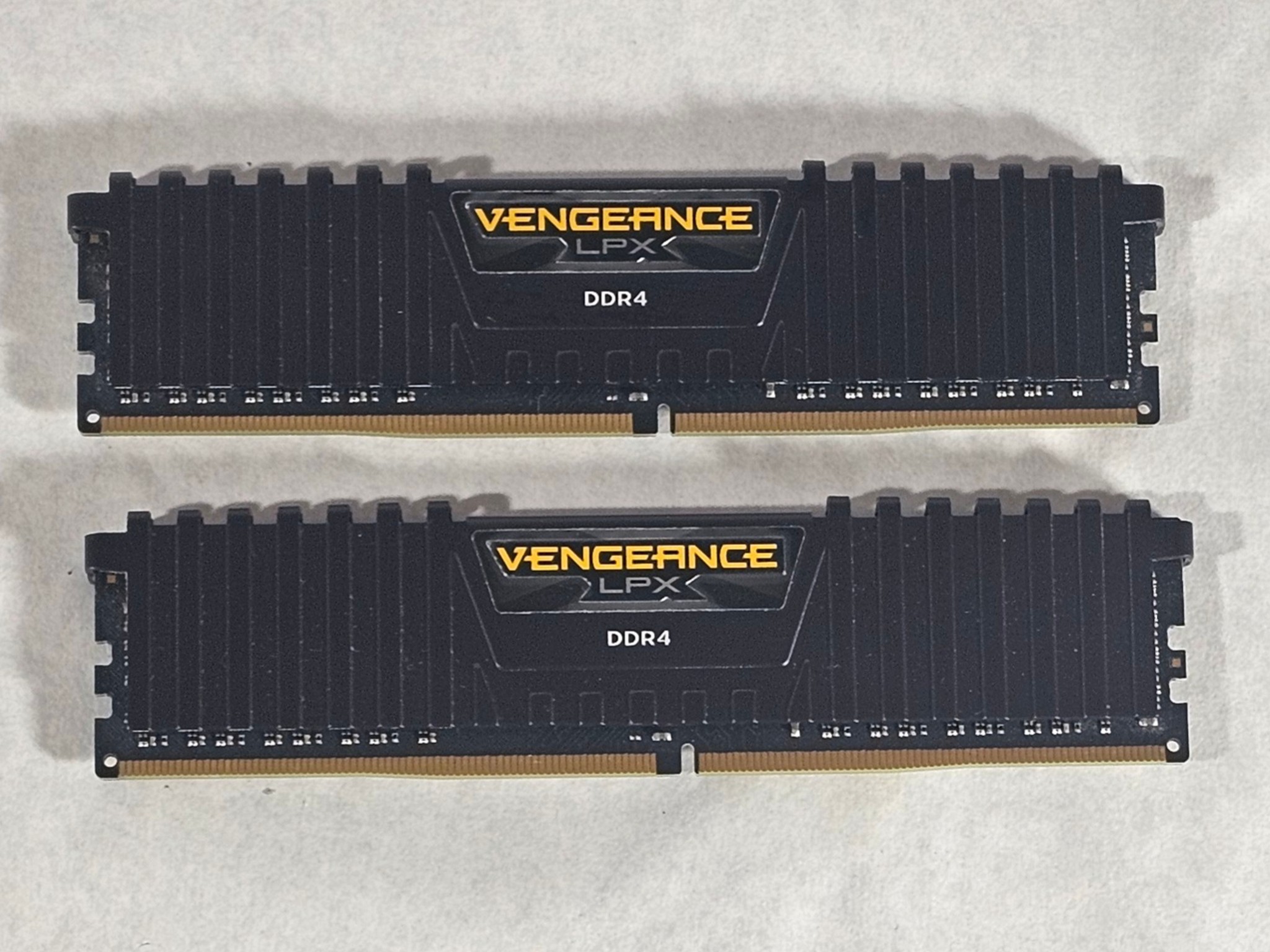 16GB DDR4 (2x8GB) CL16 3200MHz Black Corsair Vengeance