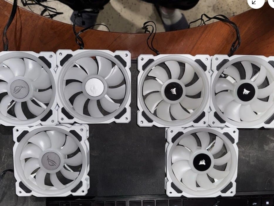 (6) Corsair LL120 RGB WHITE FANS