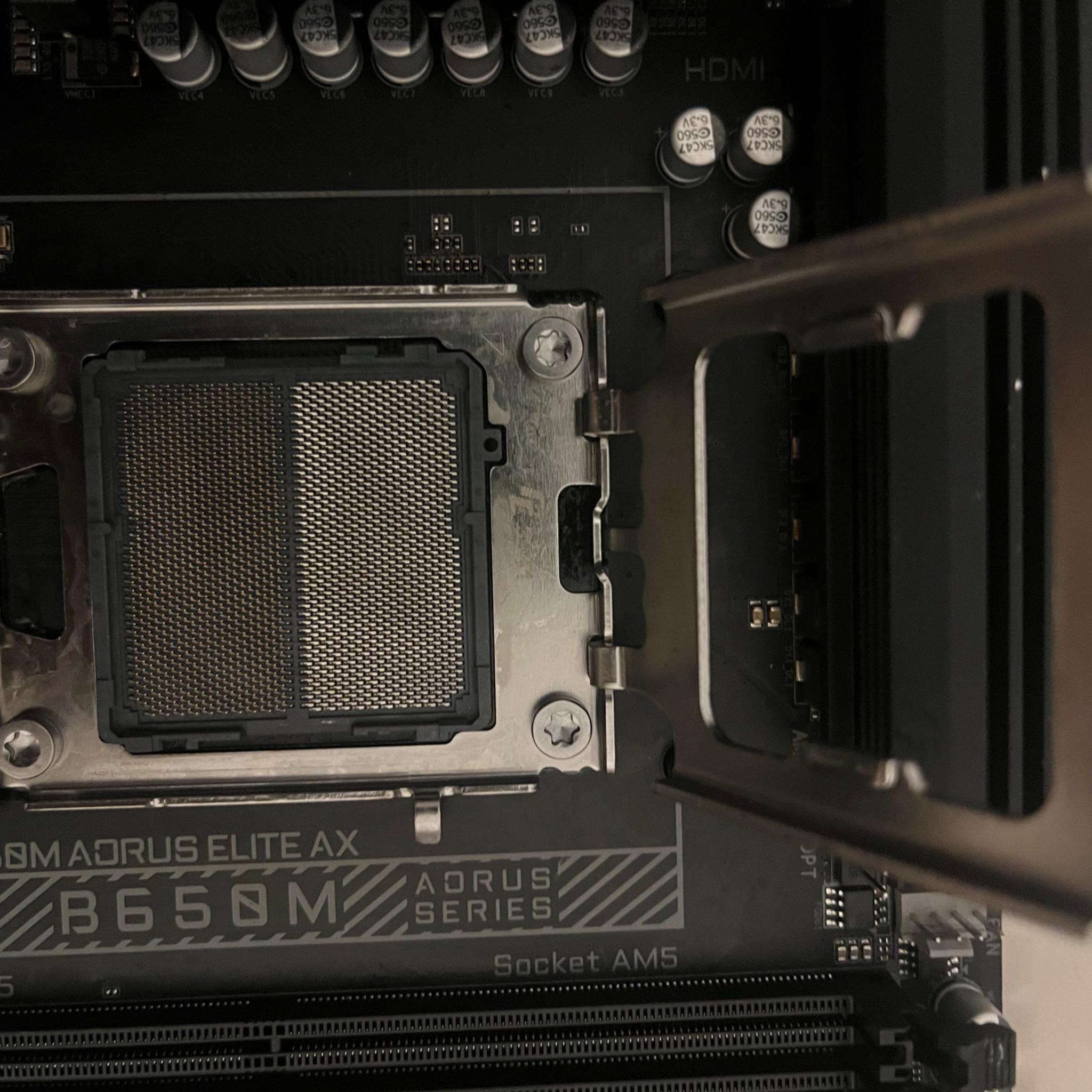 GIGABYTE B650M AORUS Elite AX (AM5/ LGA 1718/Micro-ATX/ DDR5/ 2* M.2/ PCIe 5.0)