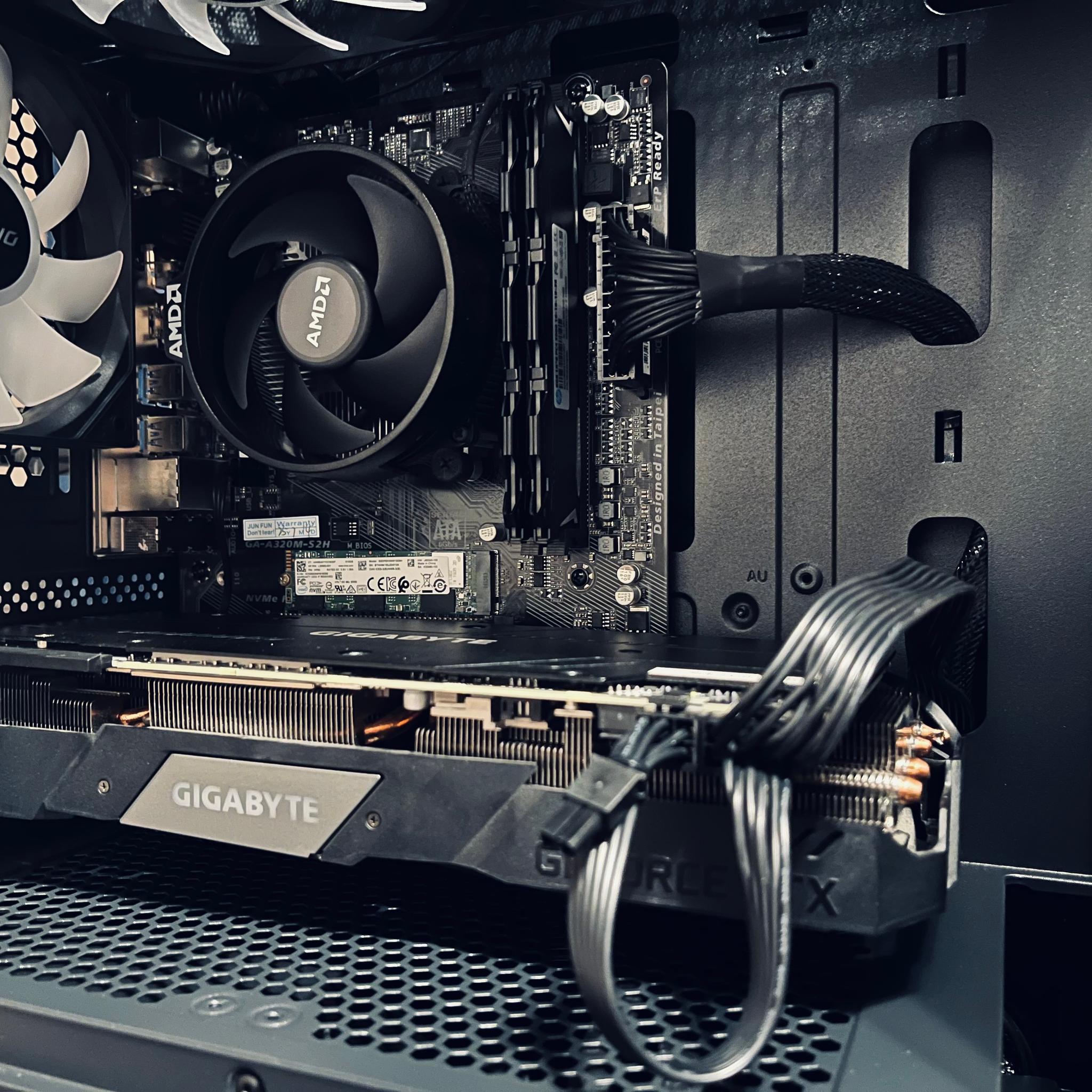 ESports Gaming PC |RTX 2070 Super // Ryzen 5 2600 // 16GB DDR4|