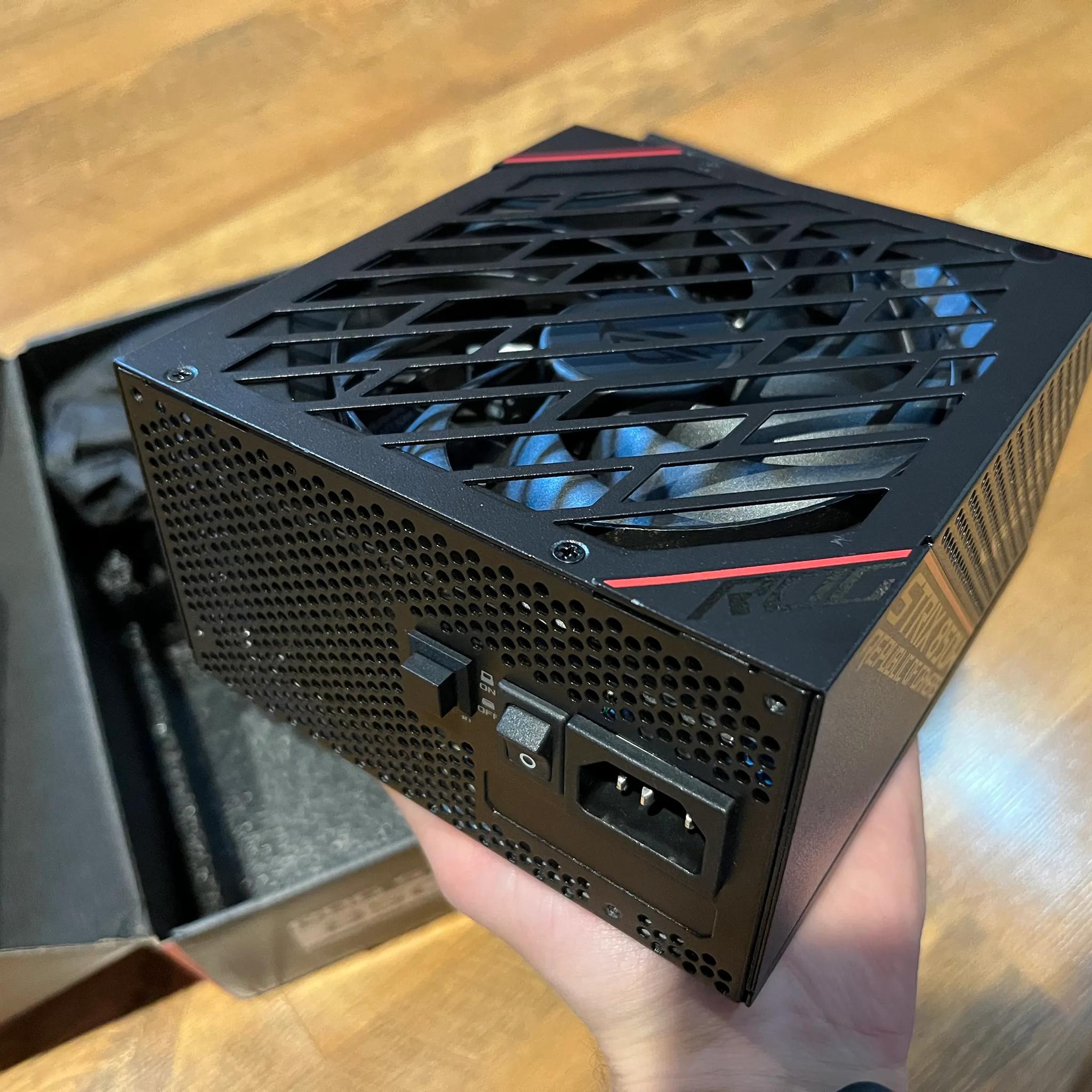 ROG STRIX 850W