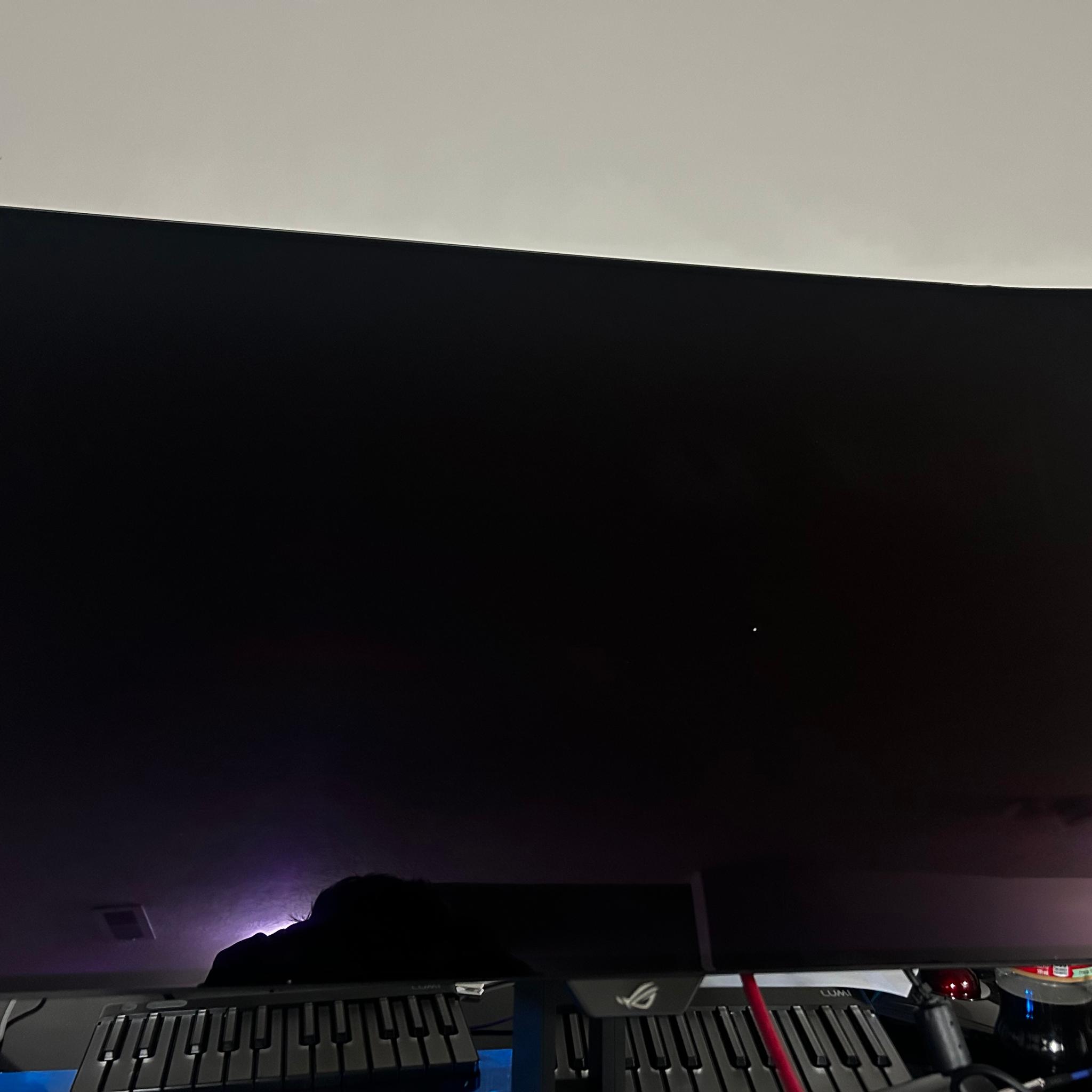 ASUS ROG Strix 32" 4K OLED (3840 x 2160) (240Hz) Gaming Monitor (Only 9hrs Used!) (PRICE DROP!!!)