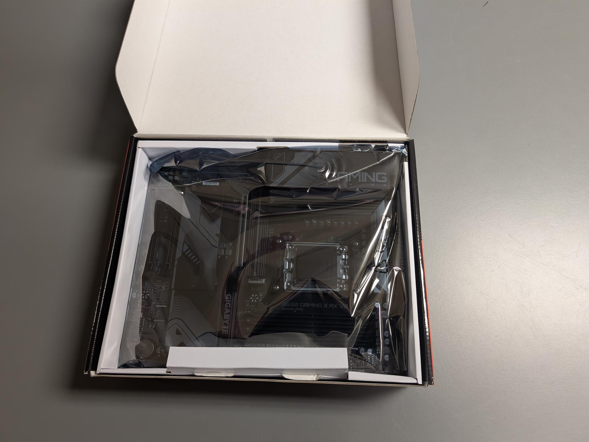 Gigabyte B650 Gaming X AX V2 AMD AM5 ATX Motherboard
