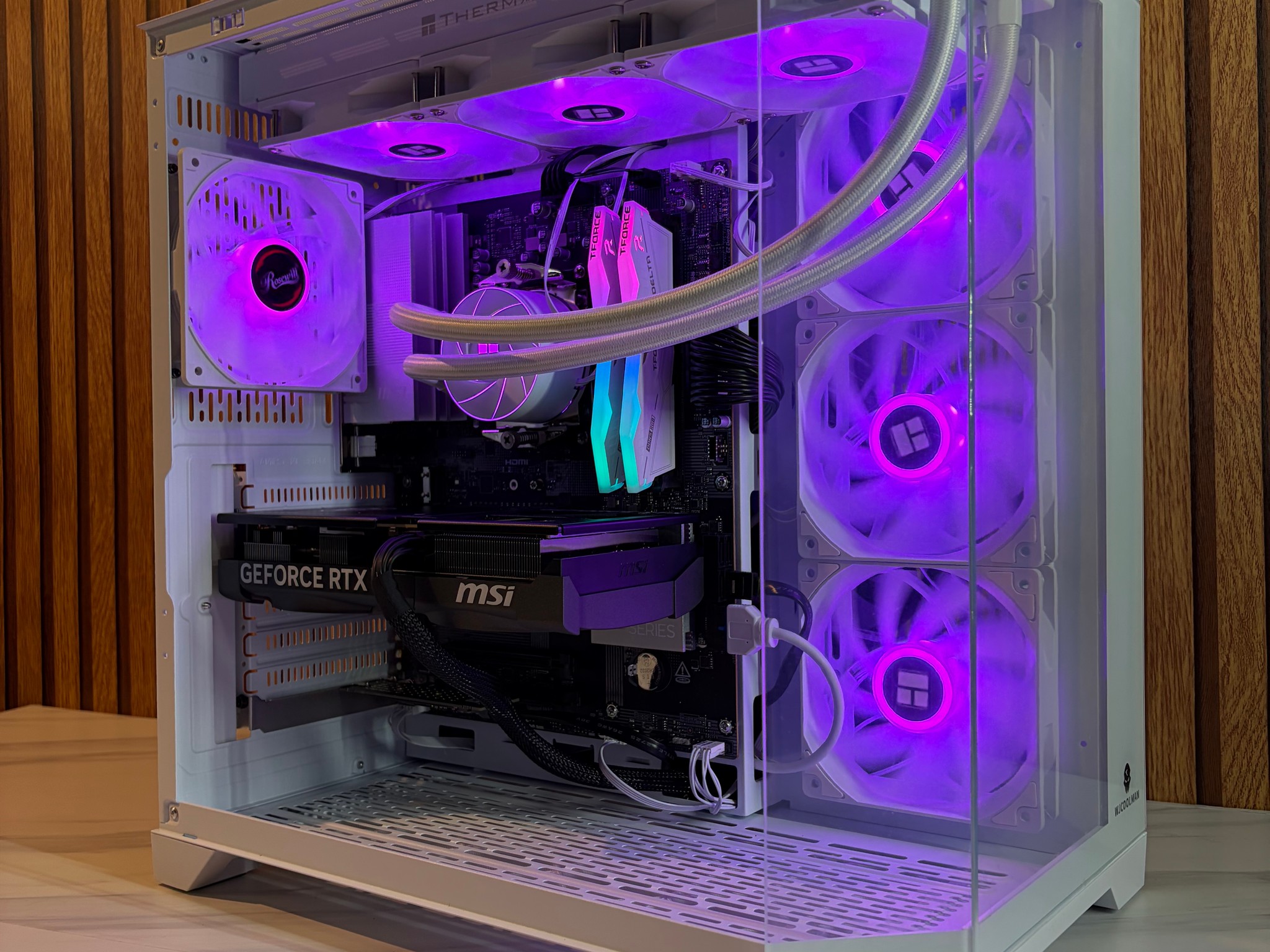 RTX 5070 | RYZEN 5 7600X | 1TB SSD | 16GB DDR5 | 360MM AIO