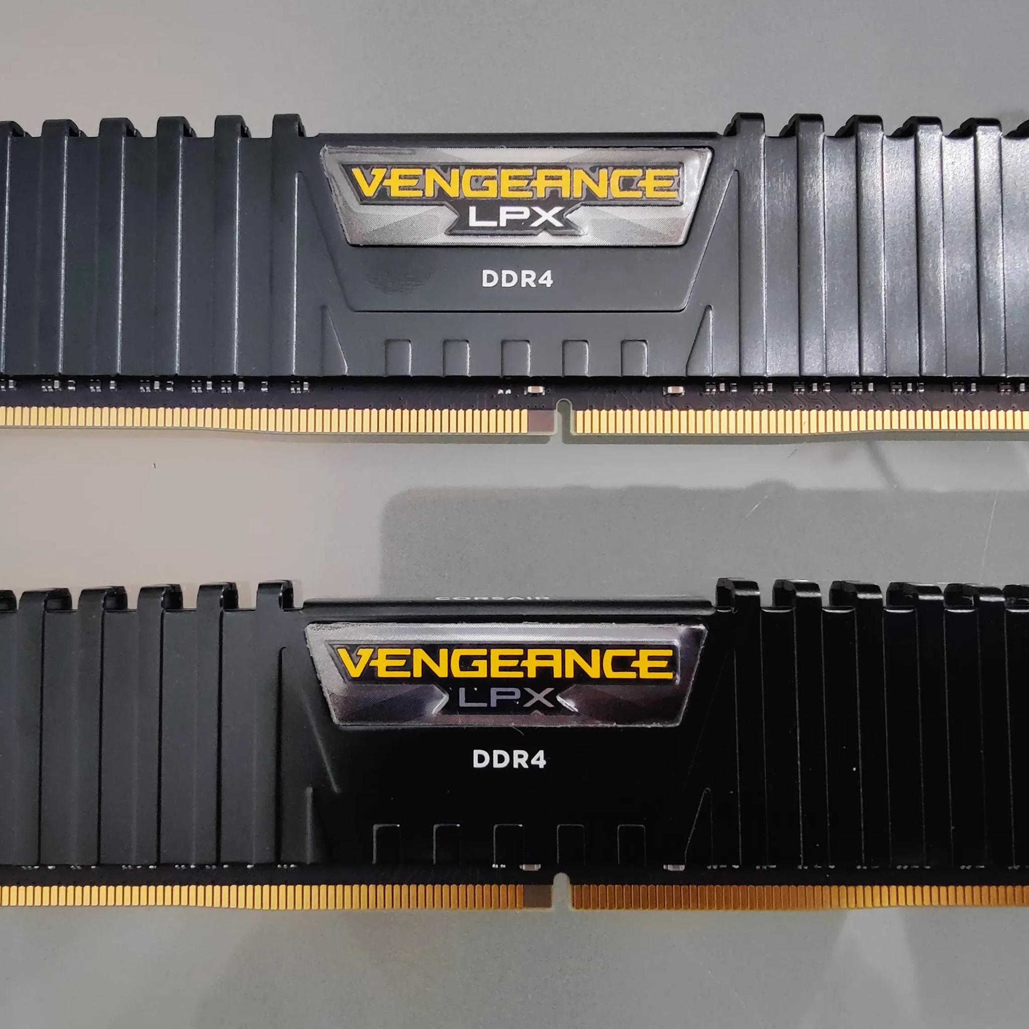 Cosair Vengeance LPX DDR 4 32gb 3200mhz