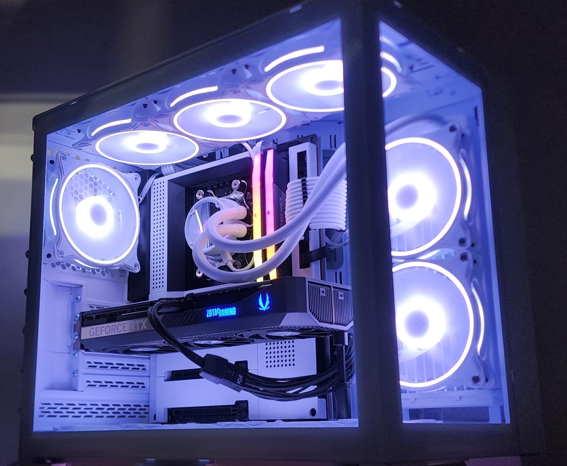 Gaming PC Ryzen 7 7800X3D 48GB RAM 1TB SSD RTX 5070 12GB Windows 11 Computer