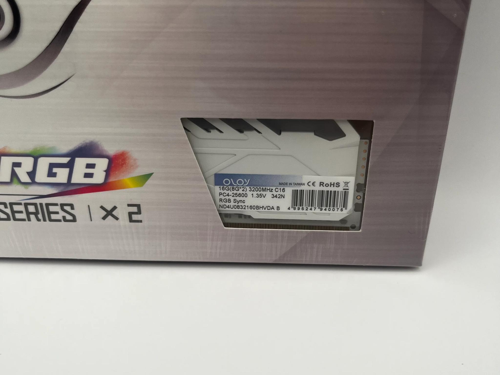 OLOy OWL RGB 16 GB (2 x 8 GB) DDR4-3200 CL16 Memory