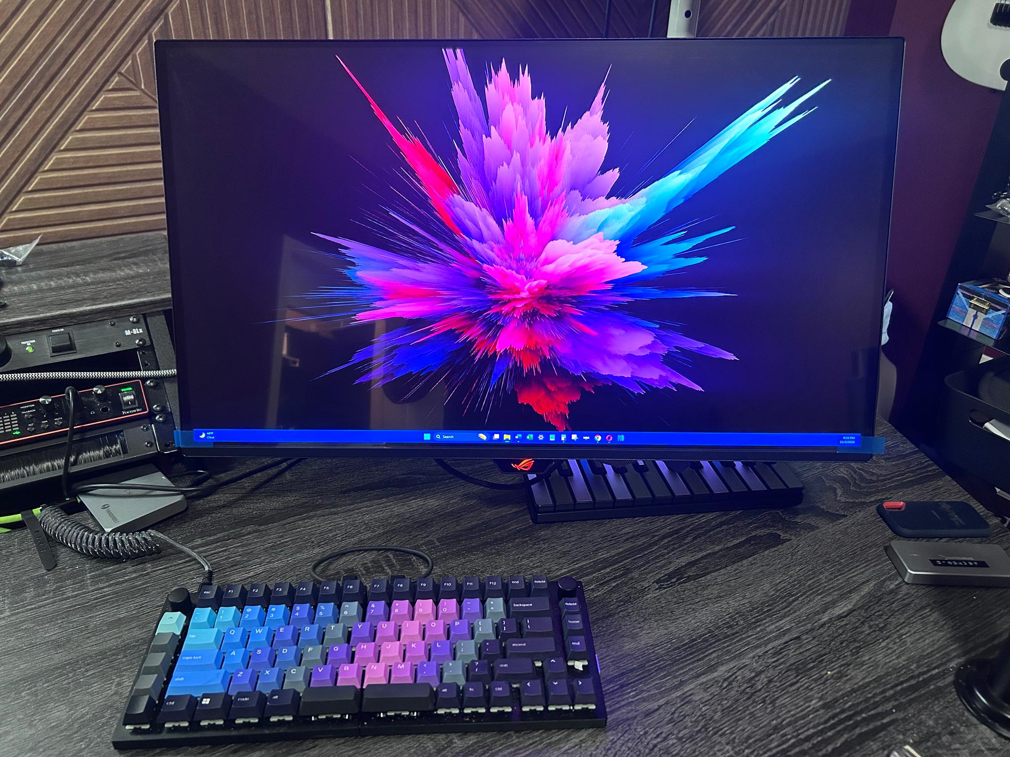 ASUS RoG 27" (360hz) OLED 2K (2560x1440p) Gaming Monitor (Screen Protector Film Still Attached!)