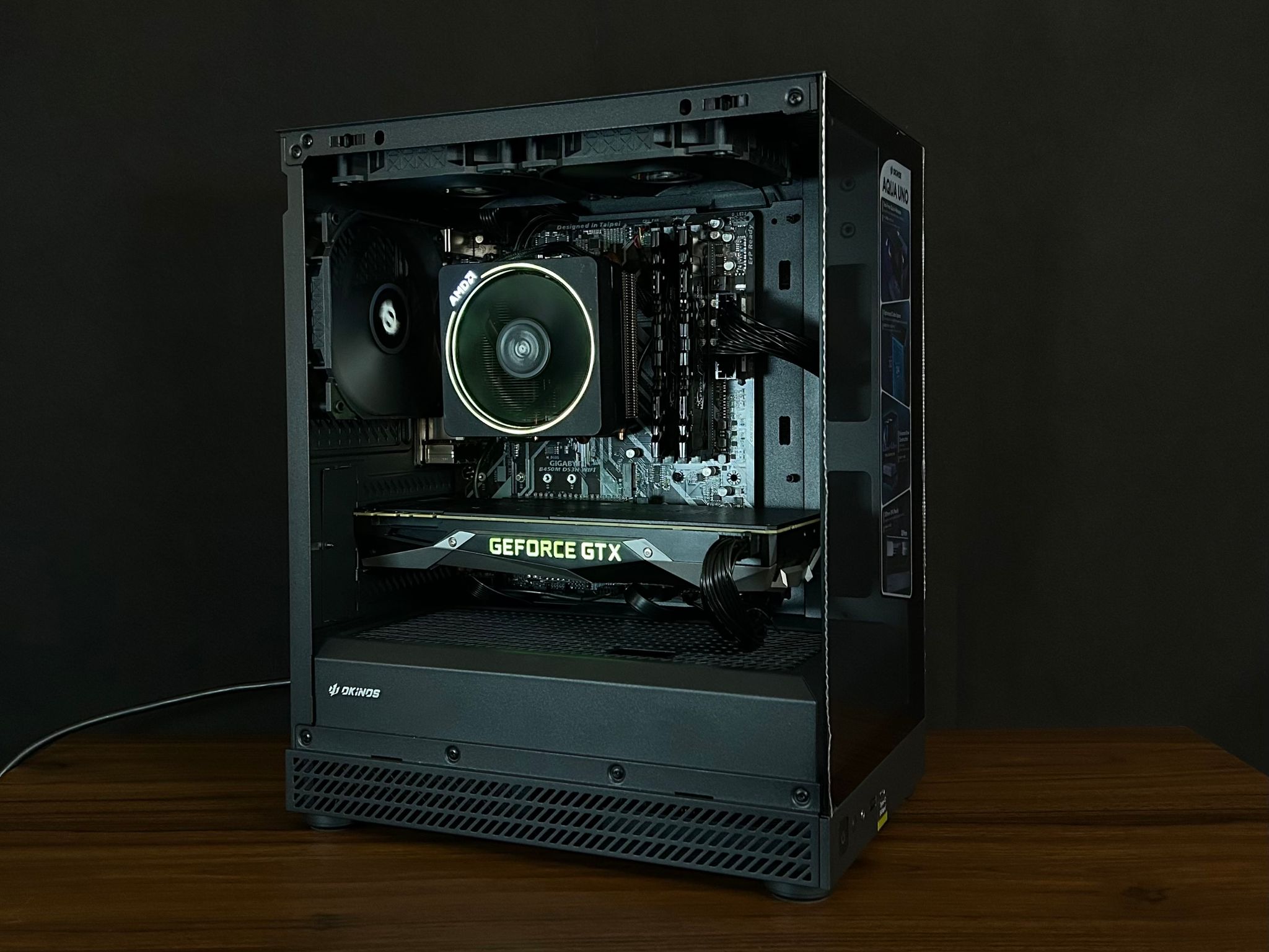 GeForce GTX 1080 Custom Gaming PC - Ryzen 7 2700X
