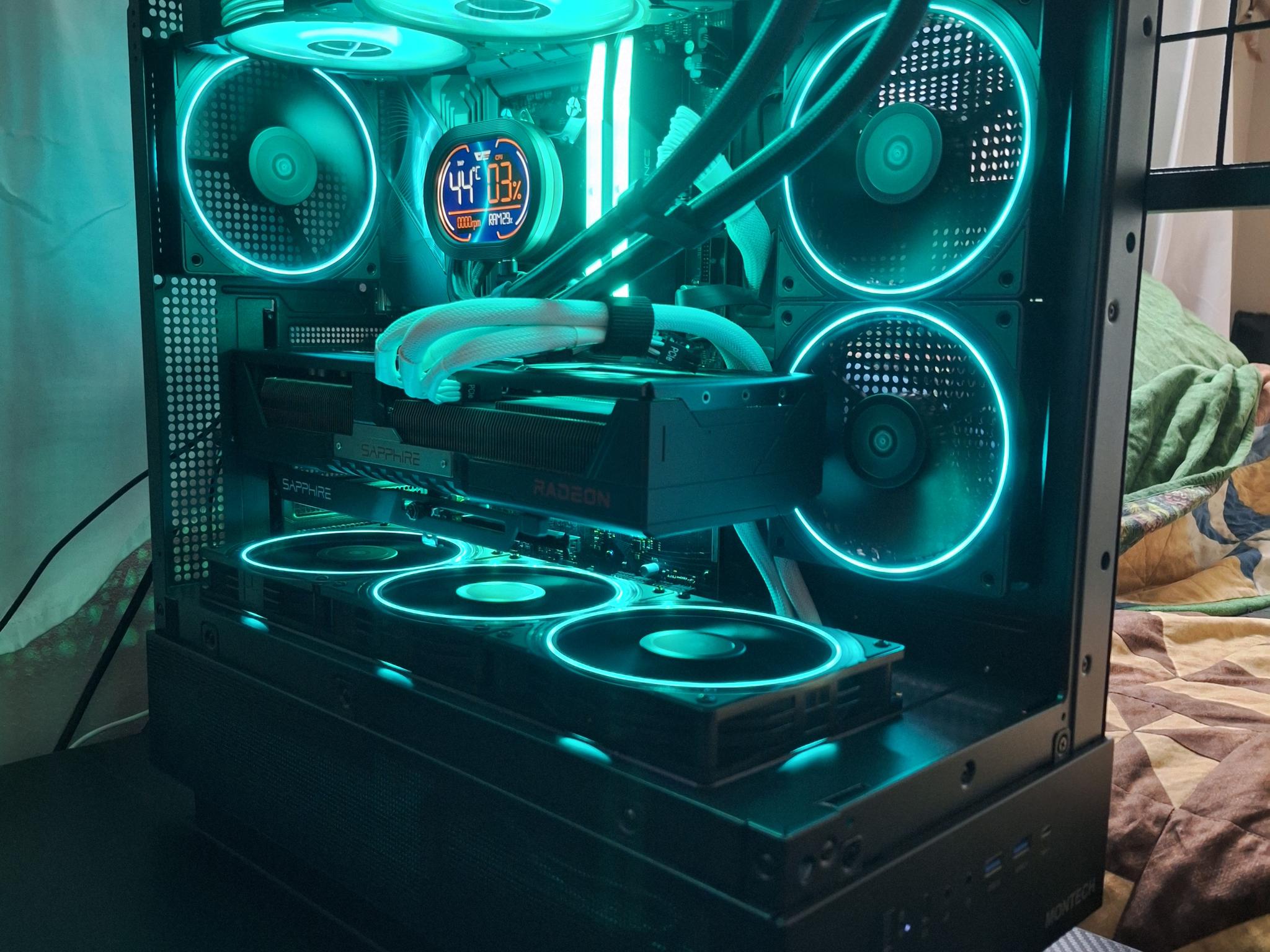 9070XT 9800X3D 32GB Mid-high end Gaming PC