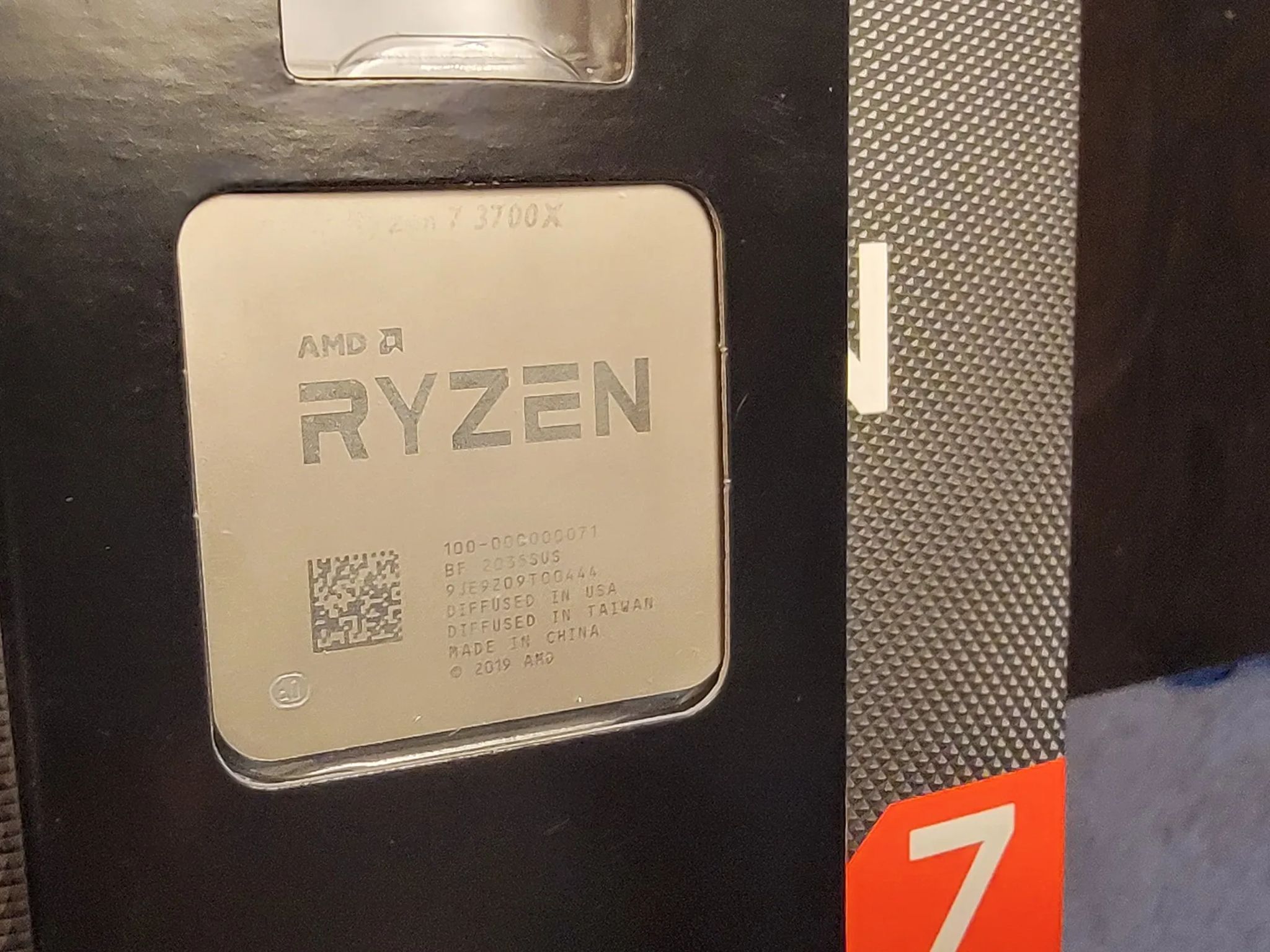 Lightly used, amd ryzen 7 3700x with stock cooler