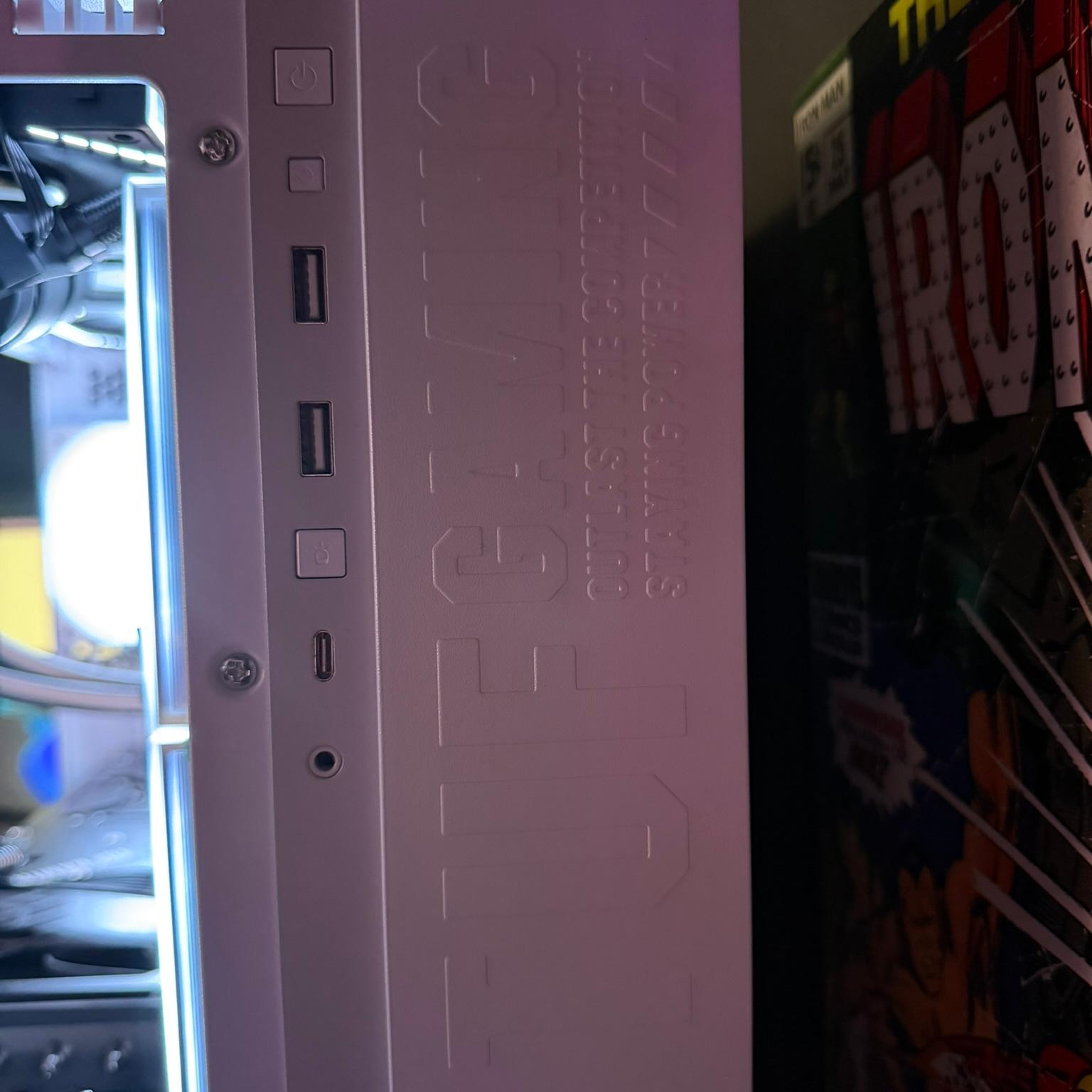 "ARCTIC TUF" 1440P BEAST | RX 6700XT 12GB - Intel i5 13400F | 32GB DDR5 | 2TB Storage | WIFI