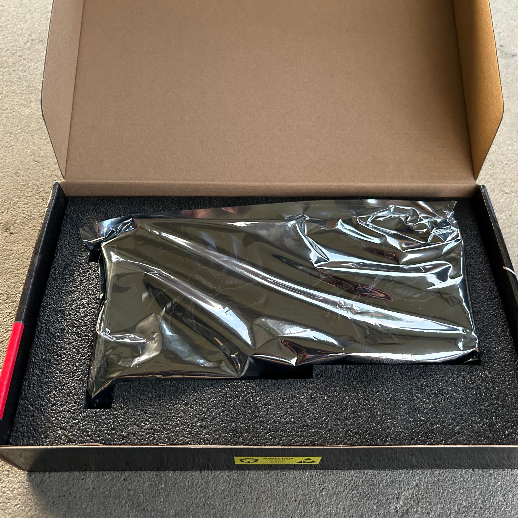 ASRock Challenger Radeon RX 6600