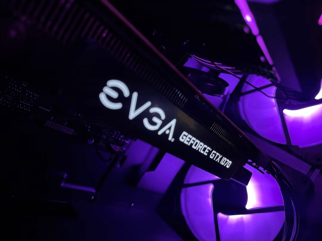Royal Lavender / Gtx 1070 8gb, Intel 10th Gen PC