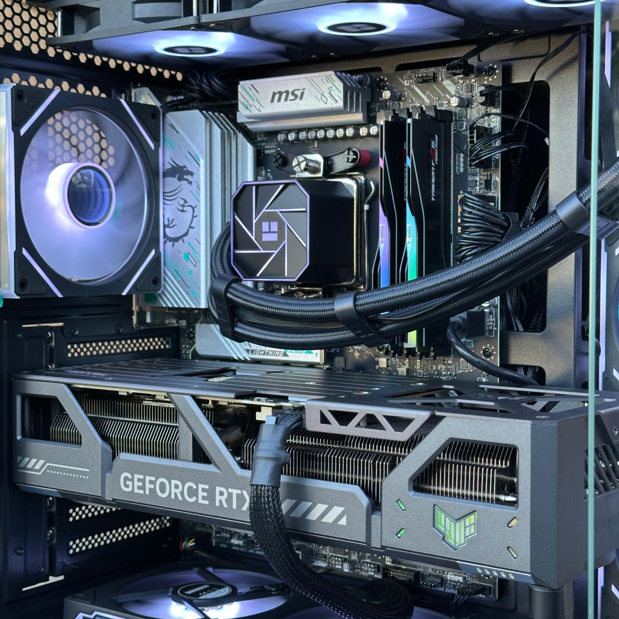Rtx 5080 \ Ryzen 7 9800X3D \ 32GB DDR5 \ 2TB nvme ssd \ 1000w Gold psu \ Windows 11 Pro