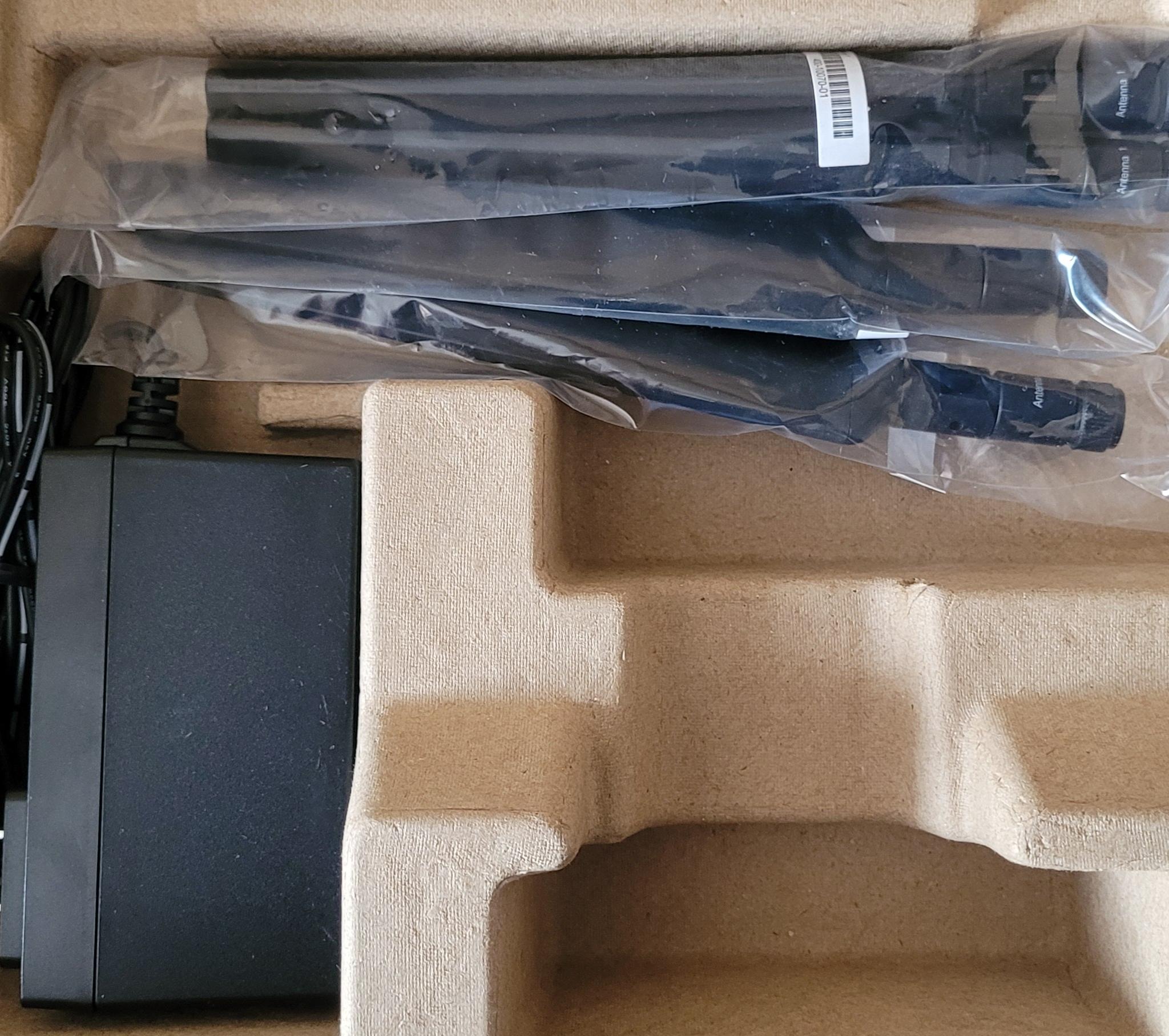 NETGEAR Nighthawk X4S AC2600 Dual-Band MU-MIMO WiFi Adv Gaming & Streaming Router R7800 Quad-Stream