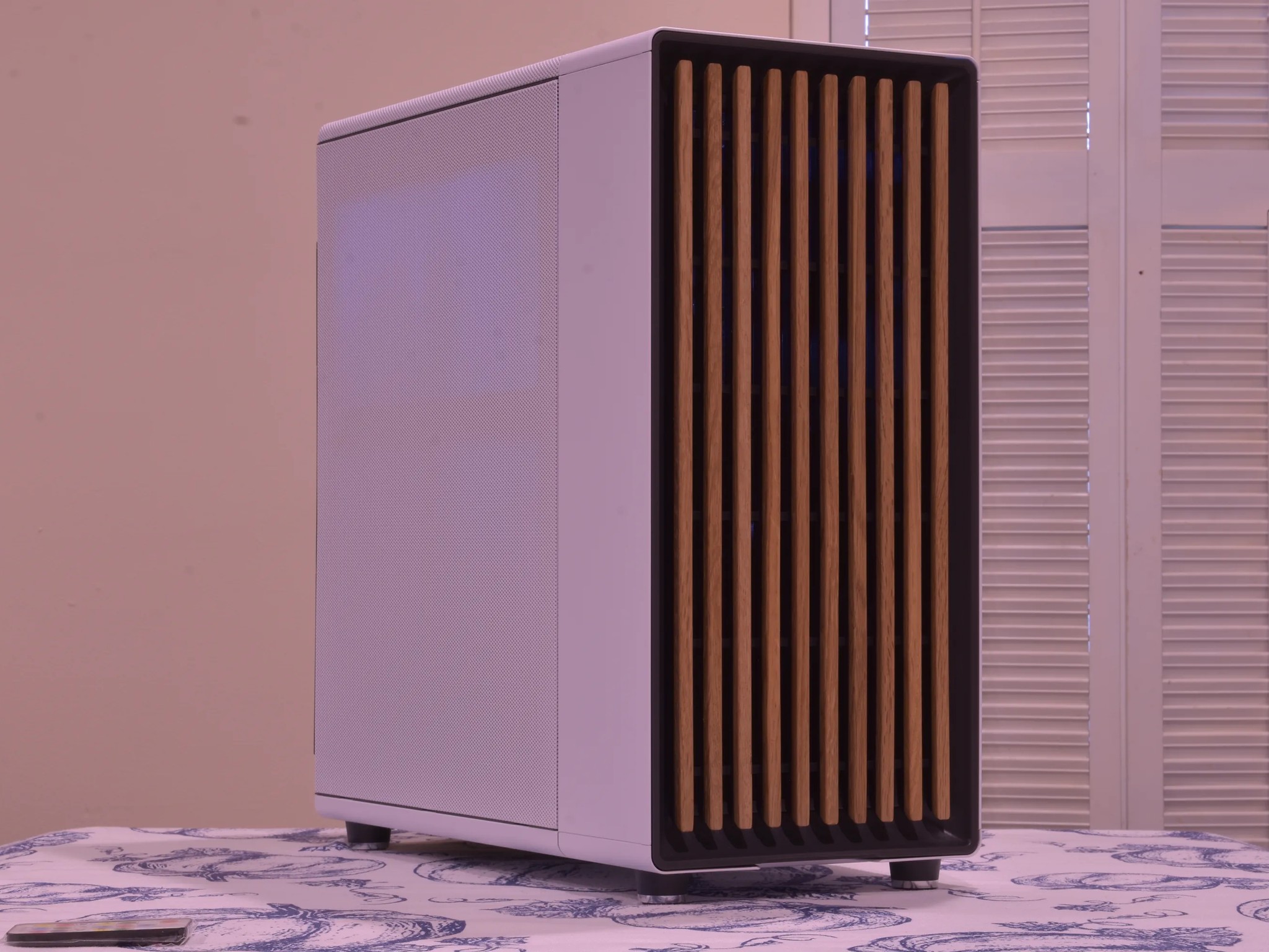 🌲Fractal North🌲 Ryzen 5 5600 | RTX 3070 8GB | 32GB Ram DDR4 | 1TB nVME SSD | Win11 Pro+Wifi+RGB