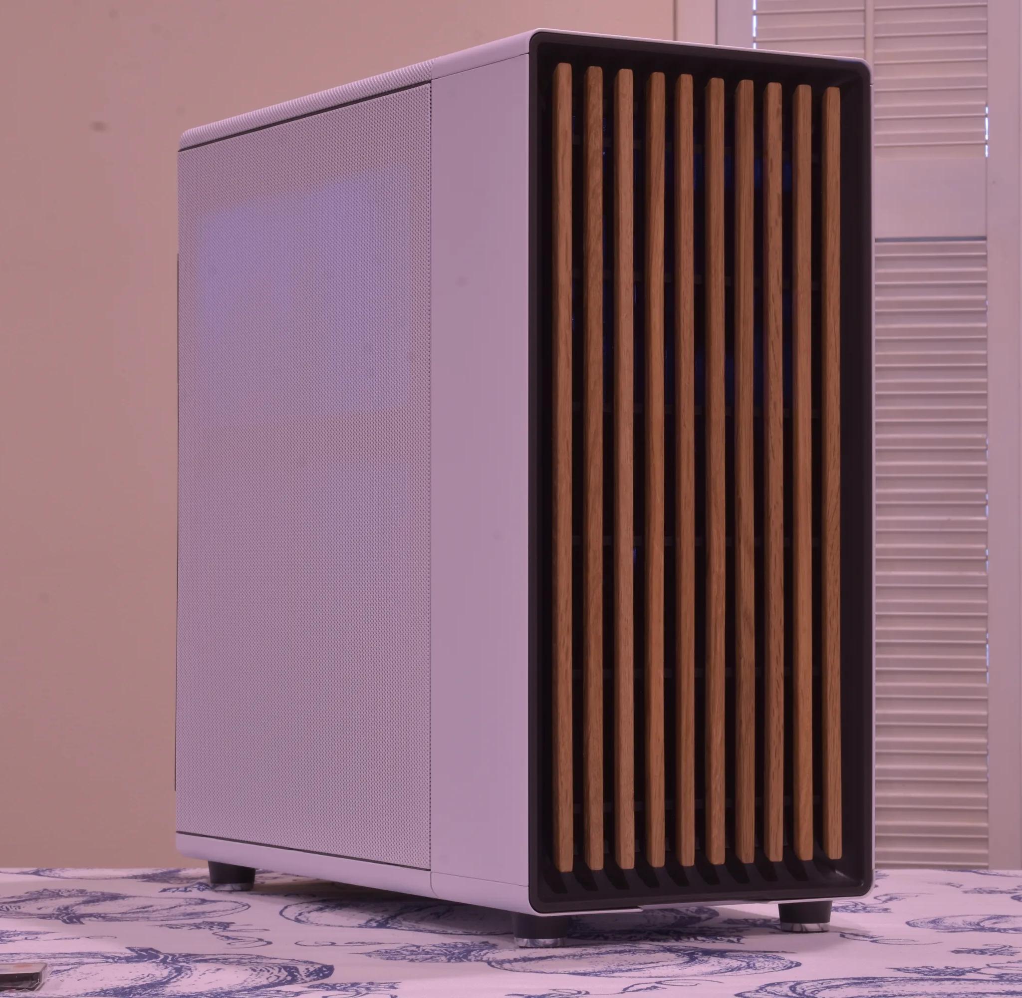 🌲Fractal North🌲 Ryzen 5 5600 | RTX 3070 8GB | 32GB Ram DDR4 | 1TB nVME SSD | Win11 Pro+Wifi+RGB