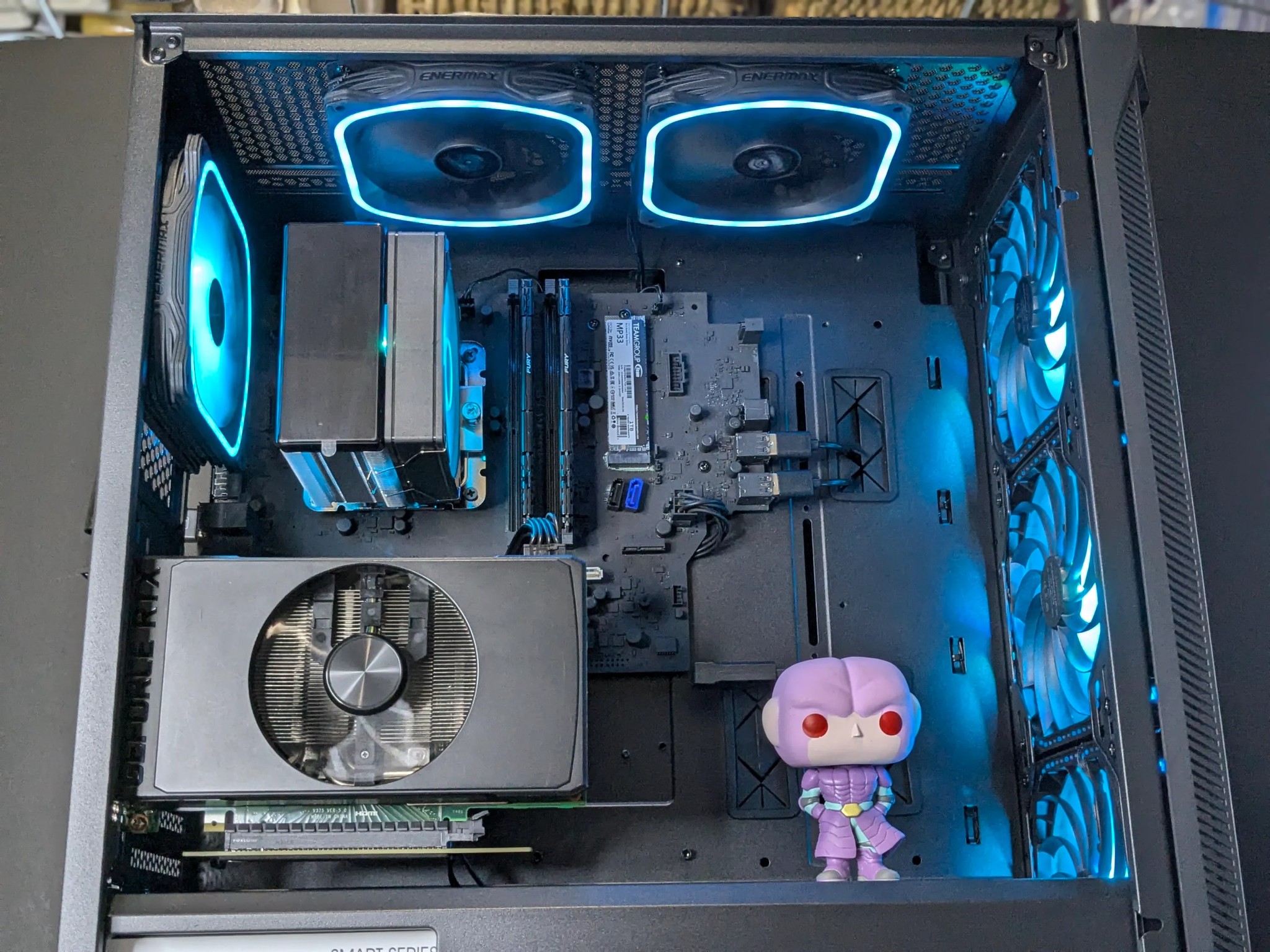 Hit (1080p Beast)🟣RTX 2060 Super⚫Intel I5-8600K@4.2GHz⚫16GB FURY/DDR4⚫1TB PCIE Gen3x4 SSD⚫Windows 11