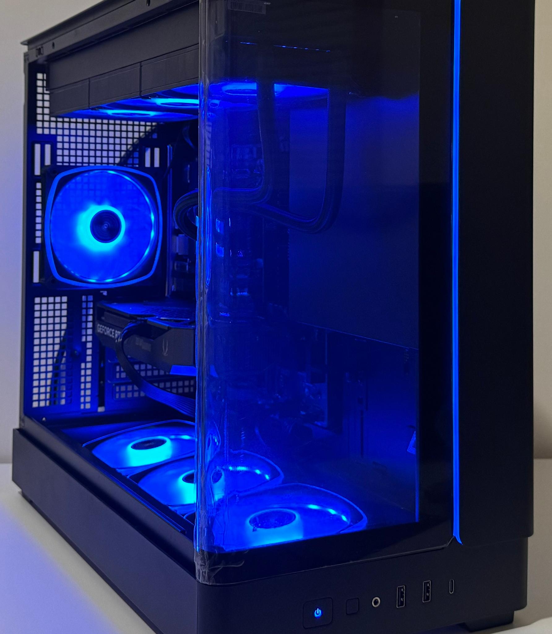AMD X3D Ryzen 7 7700X3D 32GB DDR5 RAM GeForce RTX 5060 Ti 1TB Gen5 NVMe SSD 850W Gold Gaming PC