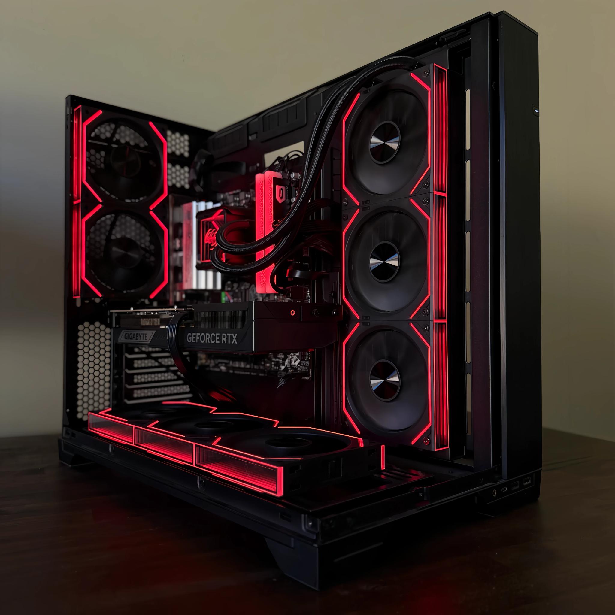 GeForce RTX 5070 Ti Custom Gaming PC - Ryzen 7 9800X3D, 32GB RAM, 1TB NVMe SSD