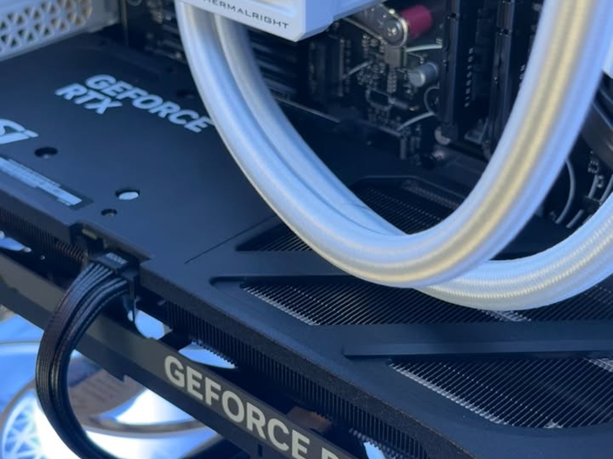 Ultra Gaming PC | RTX 5070 | Ryzen 9 7900x | 32GB DDR5 RAM | 1TB | Windows 11