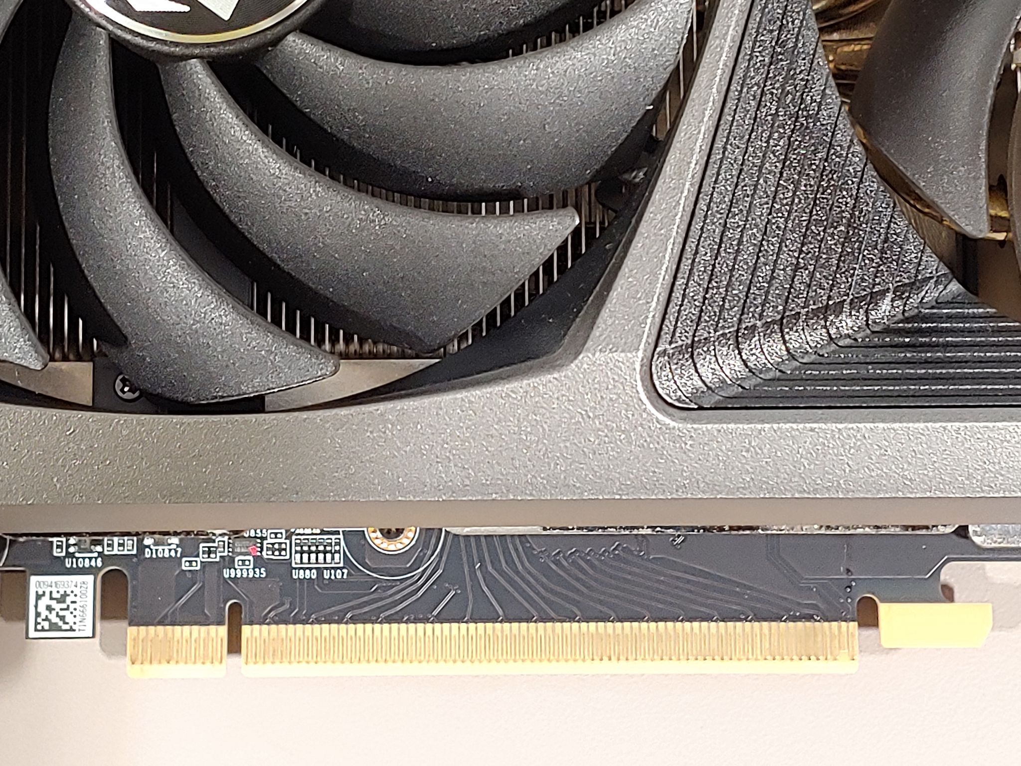 ZOTAC GAMING GeForce RTX 3090 Ti AMP Extreme Holo – 24GB GDDR6X