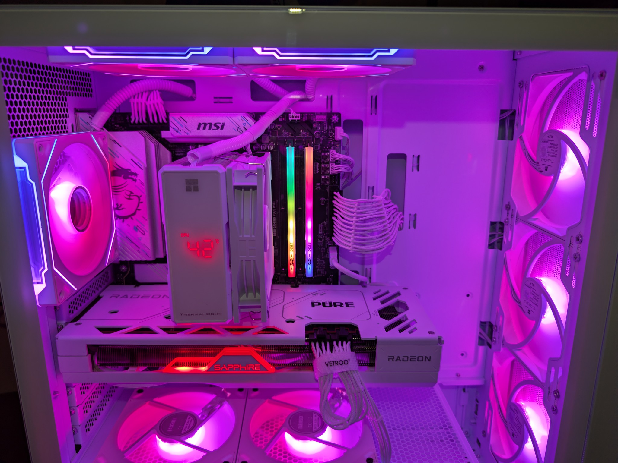 All-White Custom Gaming PC | AMD 7800X3D | Sapphire Pure 7800XT 16GB | 32GB DDR5 6000MT/s | 1.25TB