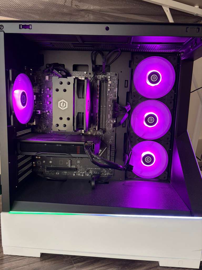 CyberPowerPC - AMD Ryzen 7 8700F - 16GB Memory - AMD Radeon RX 7600 8GB - 1TB PCIe 4.0 SSD - White