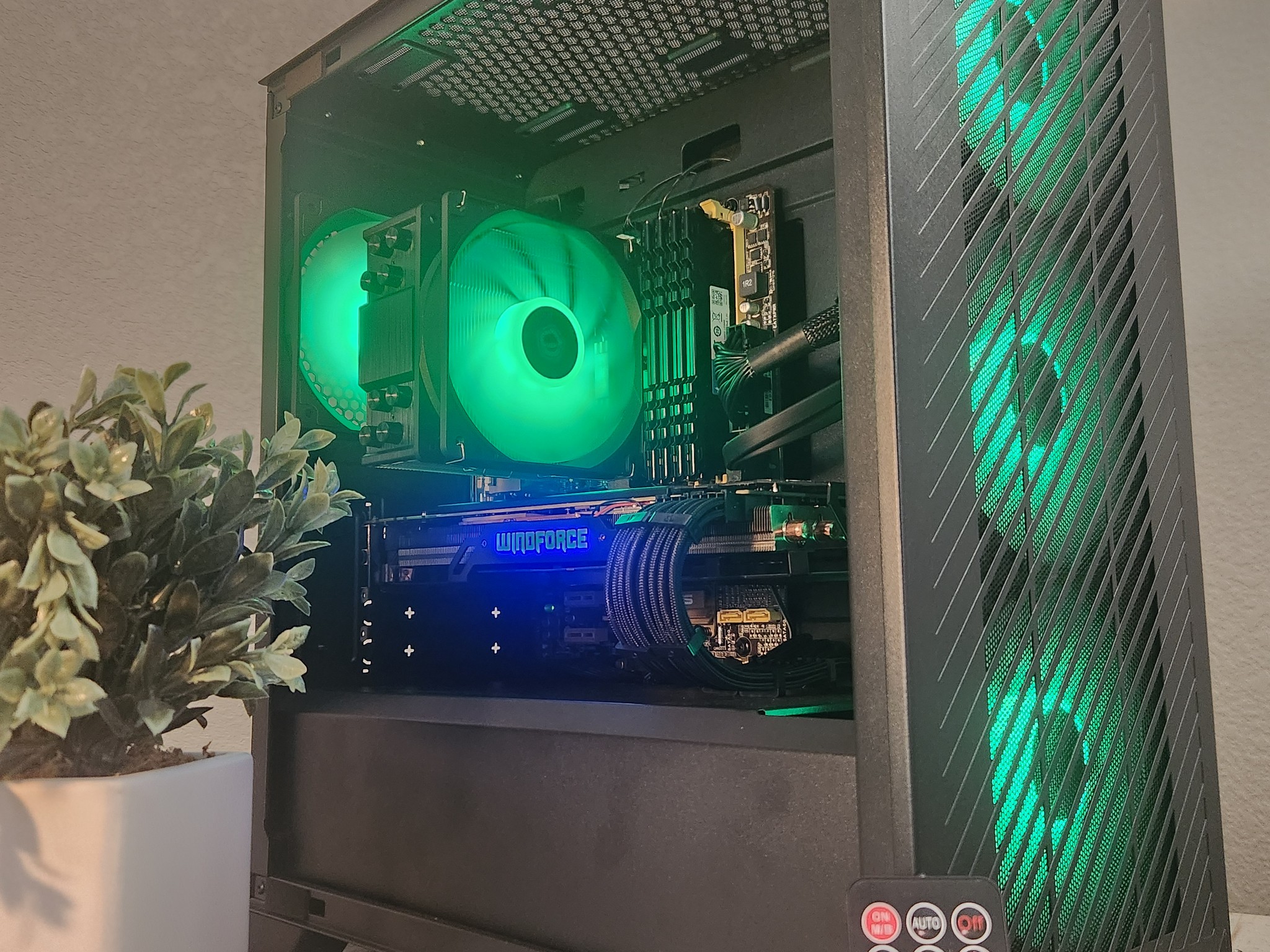 🔥🔥😎Awesome entry-level gaming PC! NVIDIA GeForce GTX 980, Intel Core I7, 32GB RAM, 500...