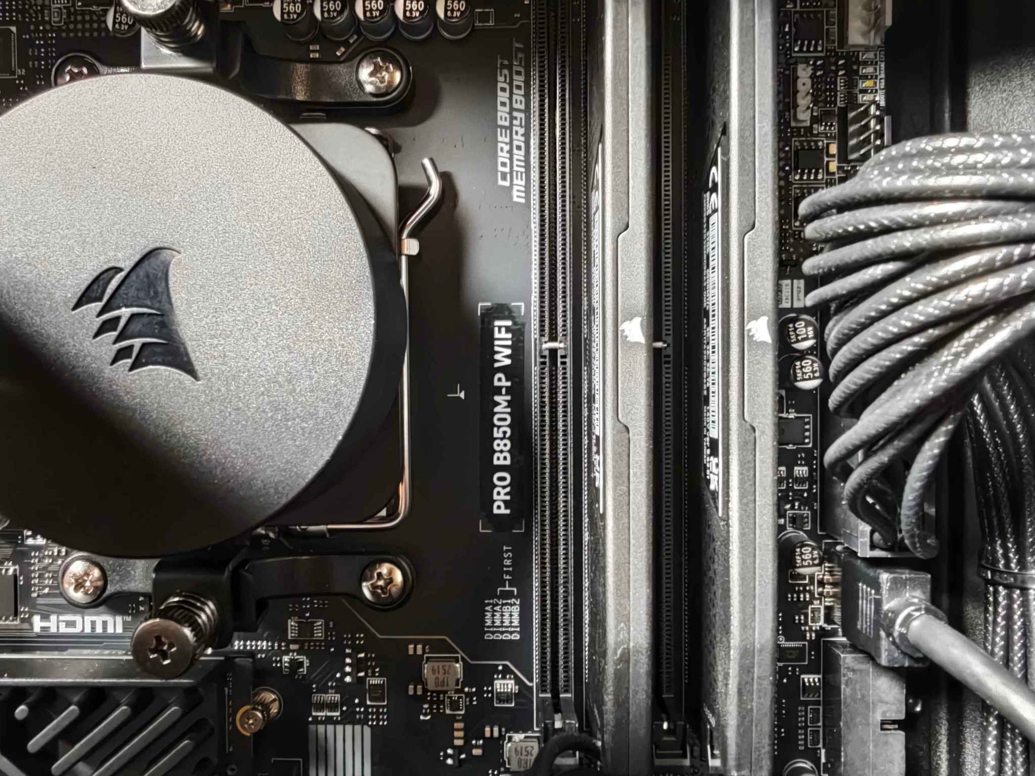 Corsair a600 Small Form Factor PC - RTX 5080 - Ryzen 9 9900X3D - 4TB SSD Storage - 64GB RAM