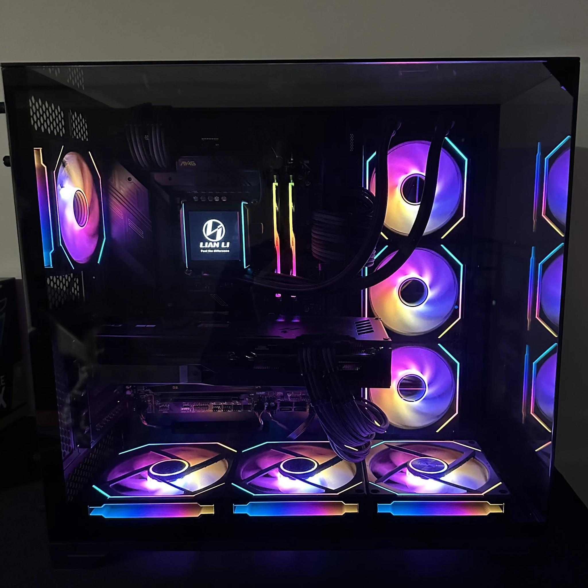 Gaming PC - 7900xt 20gb - i7 14700k - 32gb DDR5 - 2Tb M.2 Custom Built